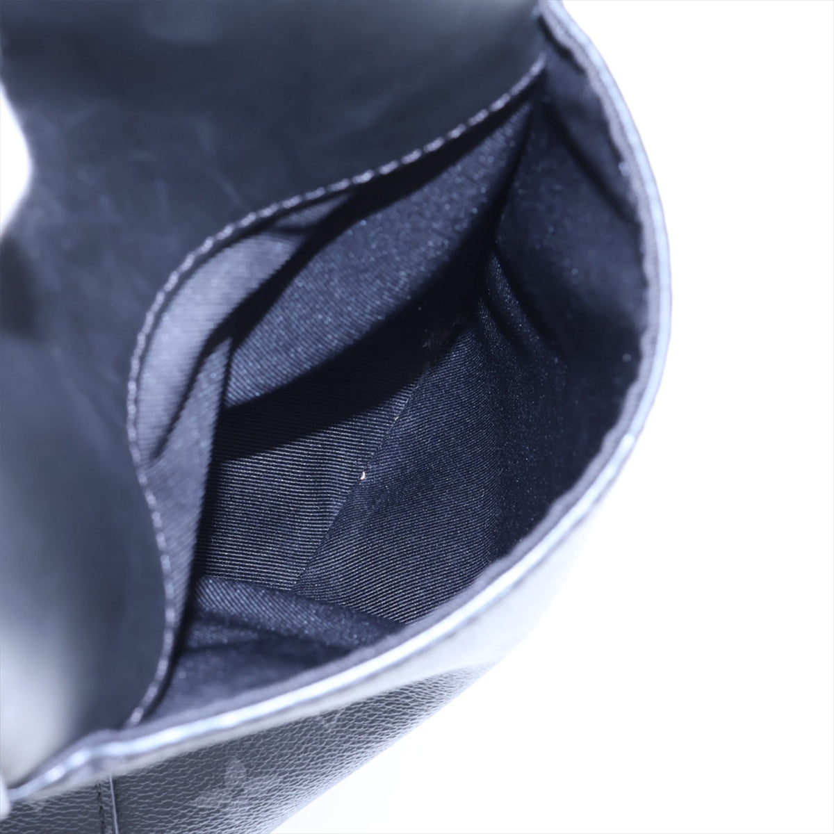 Louis Vuitton Monogram Eclipse Sac Plat 24H — Black