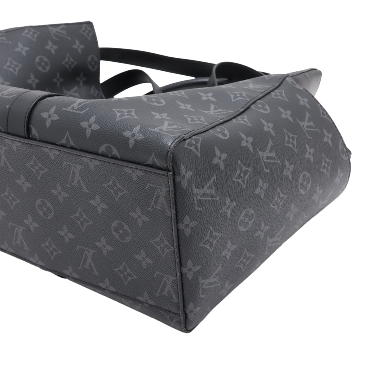 Louis Vuitton Monogram Eclipse Sac Plat 24H — Black