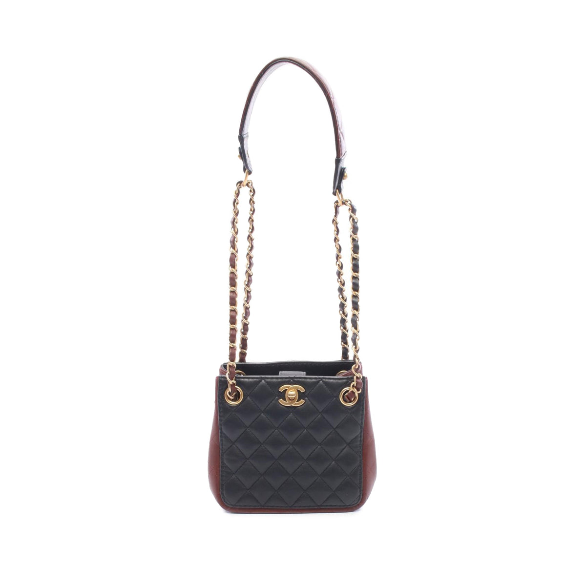 Chanel CC Quilted Lambskin Drawstring Bucket Bag