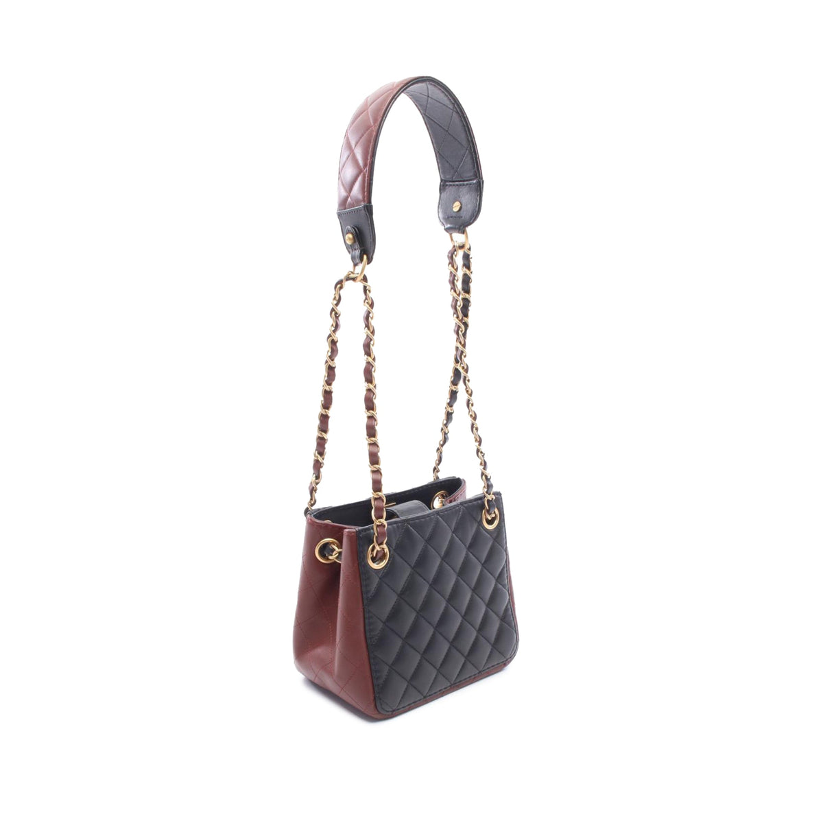 Chanel CC Quilted Lambskin Drawstring Bucket Bag