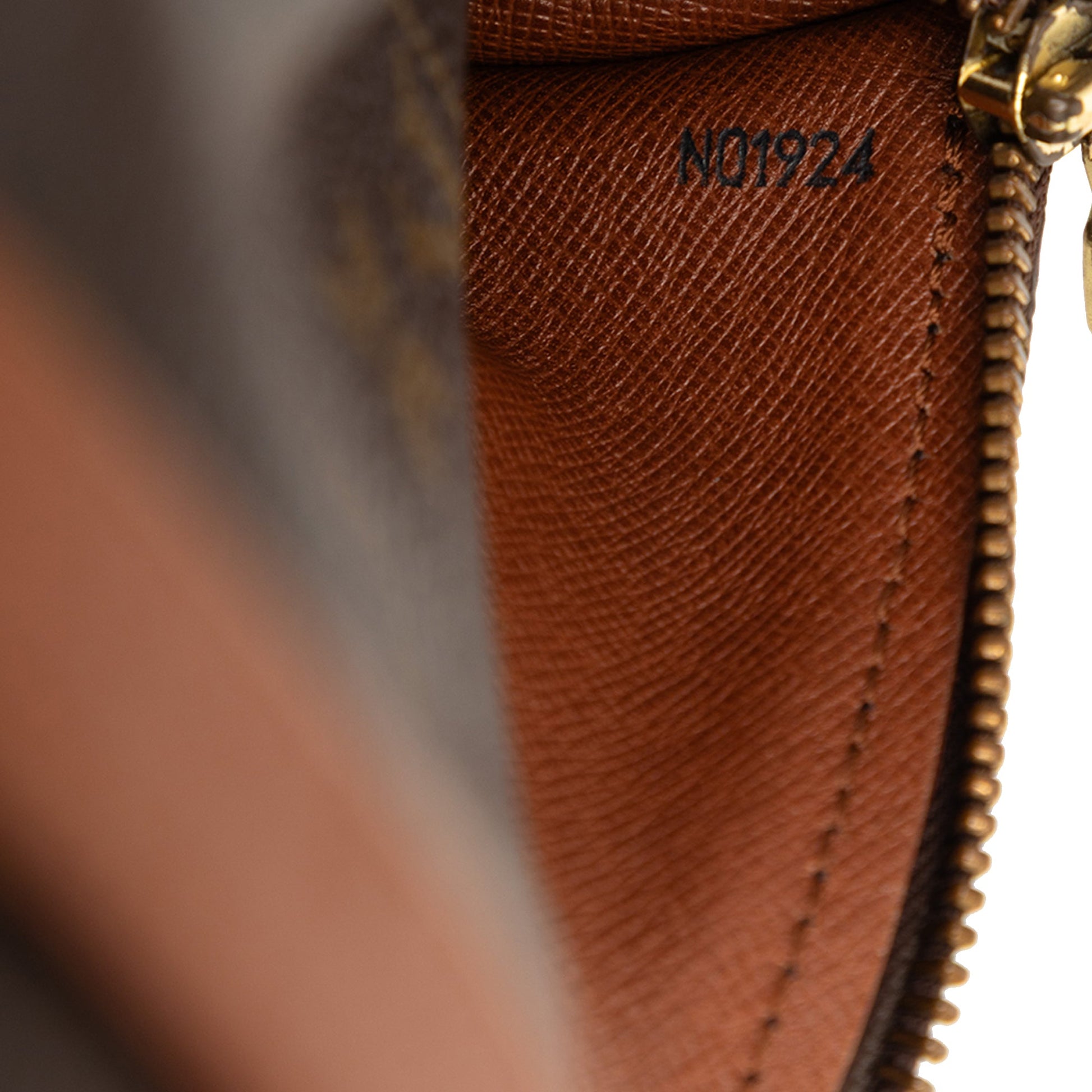 Louis Vuitton Monogram Papillon 30