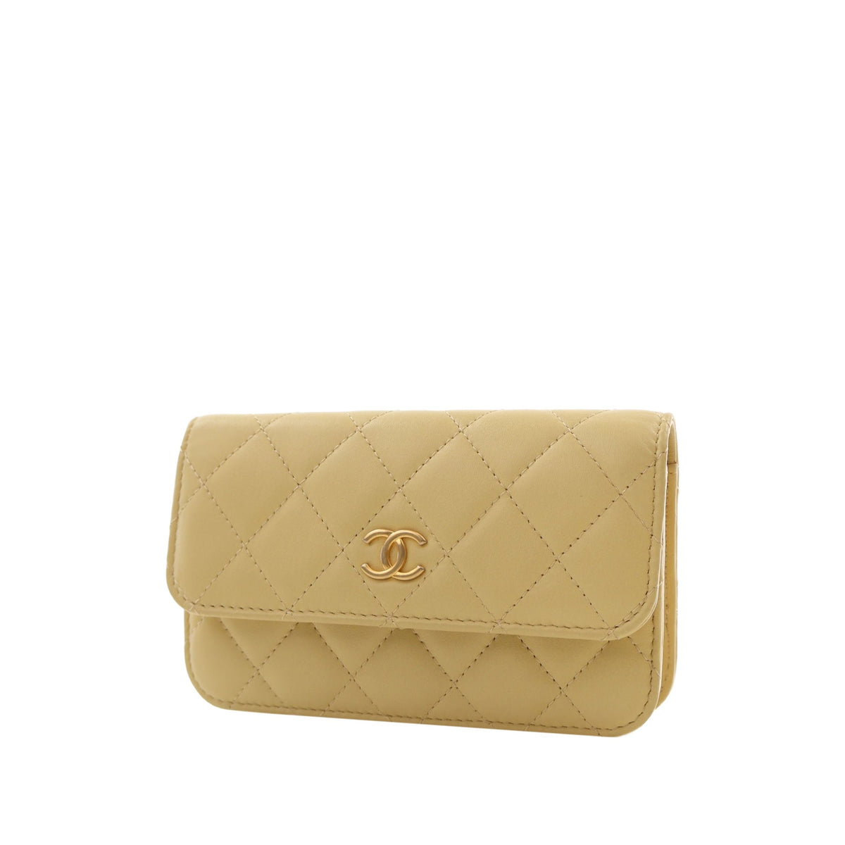 Chanel CC Quilted Lambskin Clutch With Chain — Yellow
