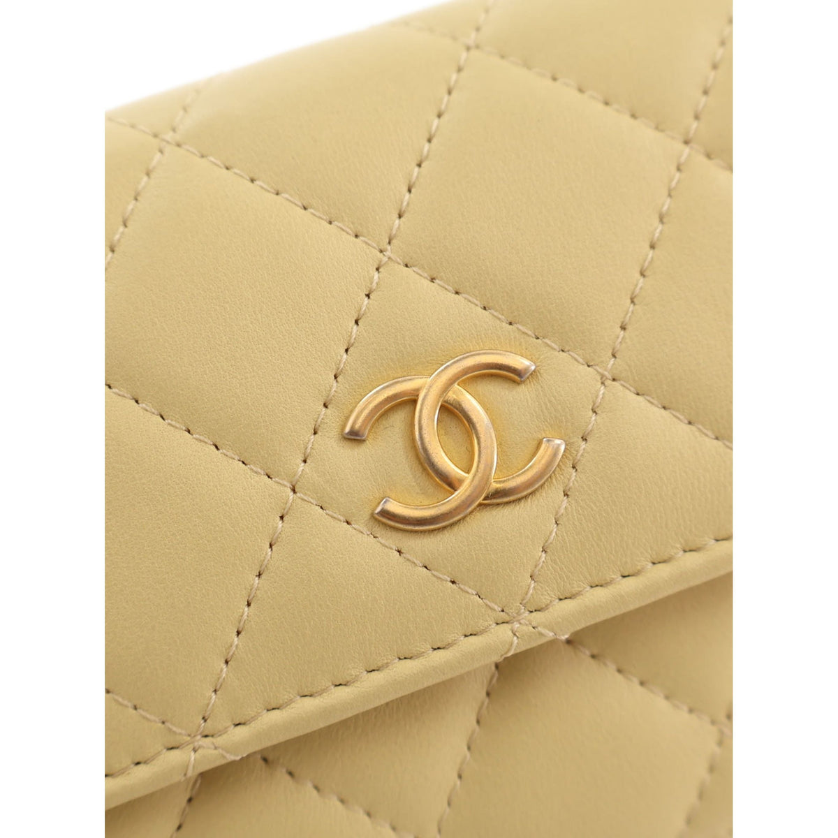 Chanel CC Quilted Lambskin Clutch With Chain — Yellow