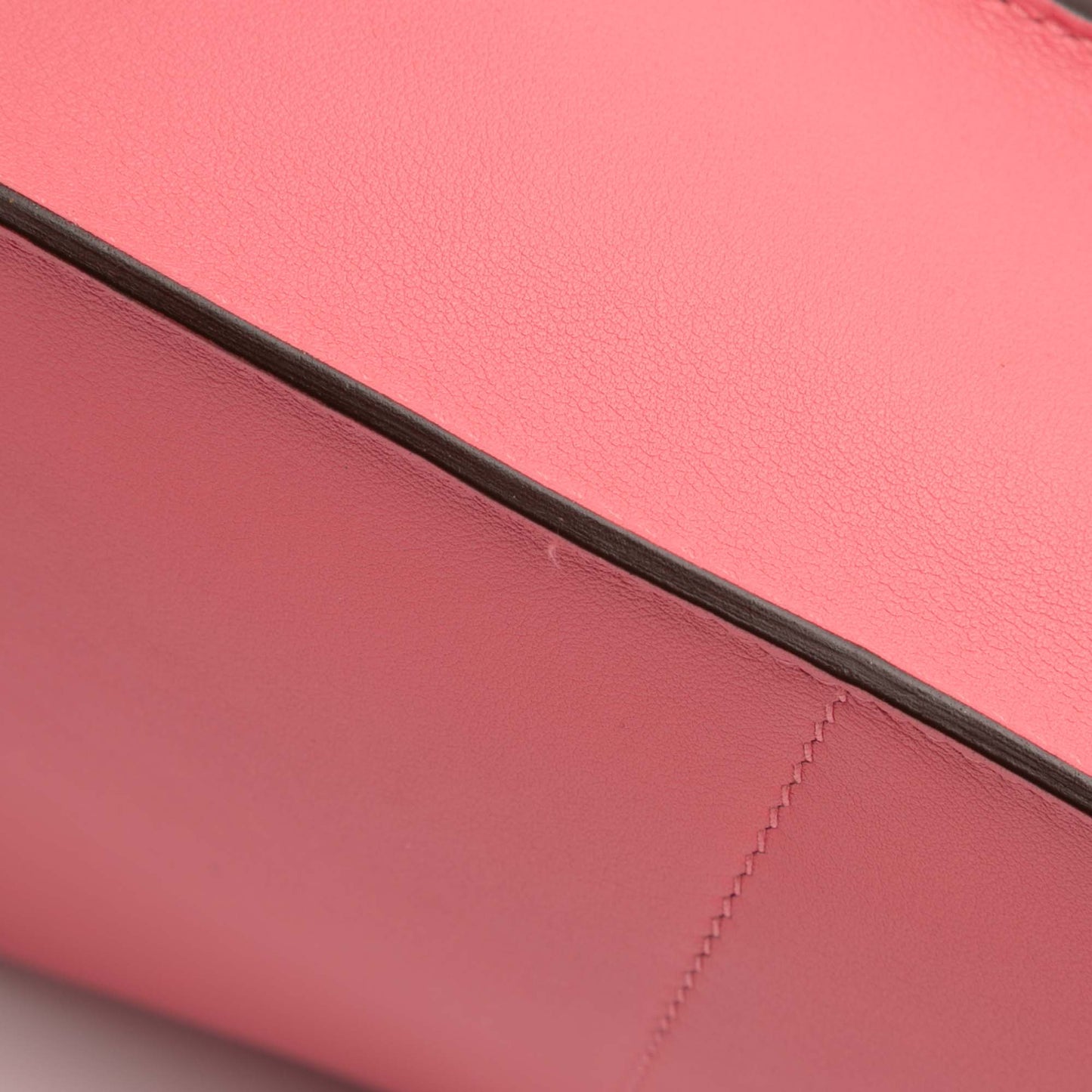 Hermès Mini Swift Halzan 22