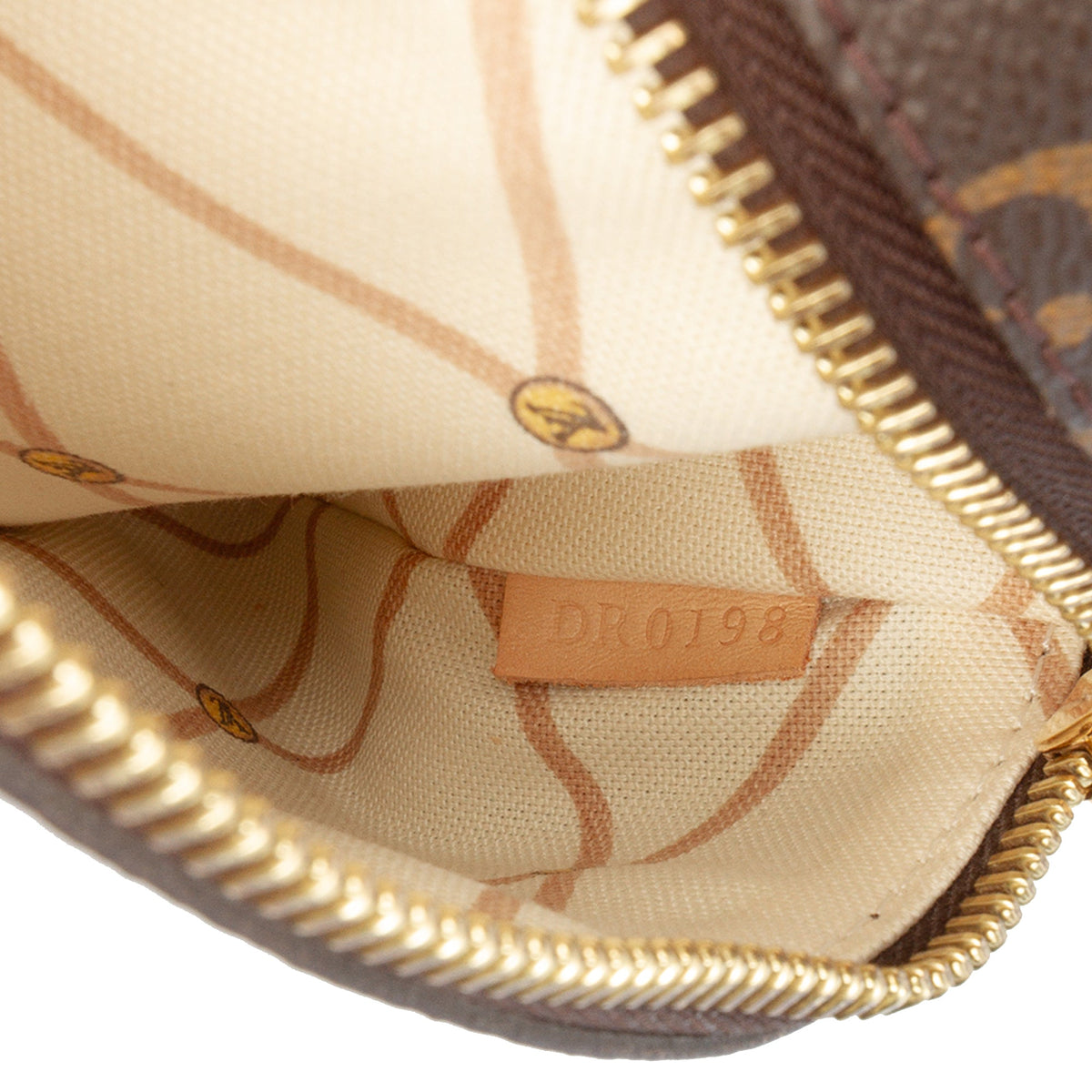 Louis Vuitton Monogram Summer Trunks Pochette Metis