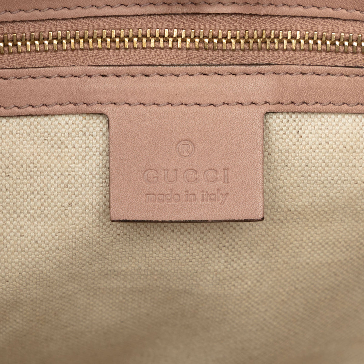Gucci Patent Microguccissima Nice Tote — Pink