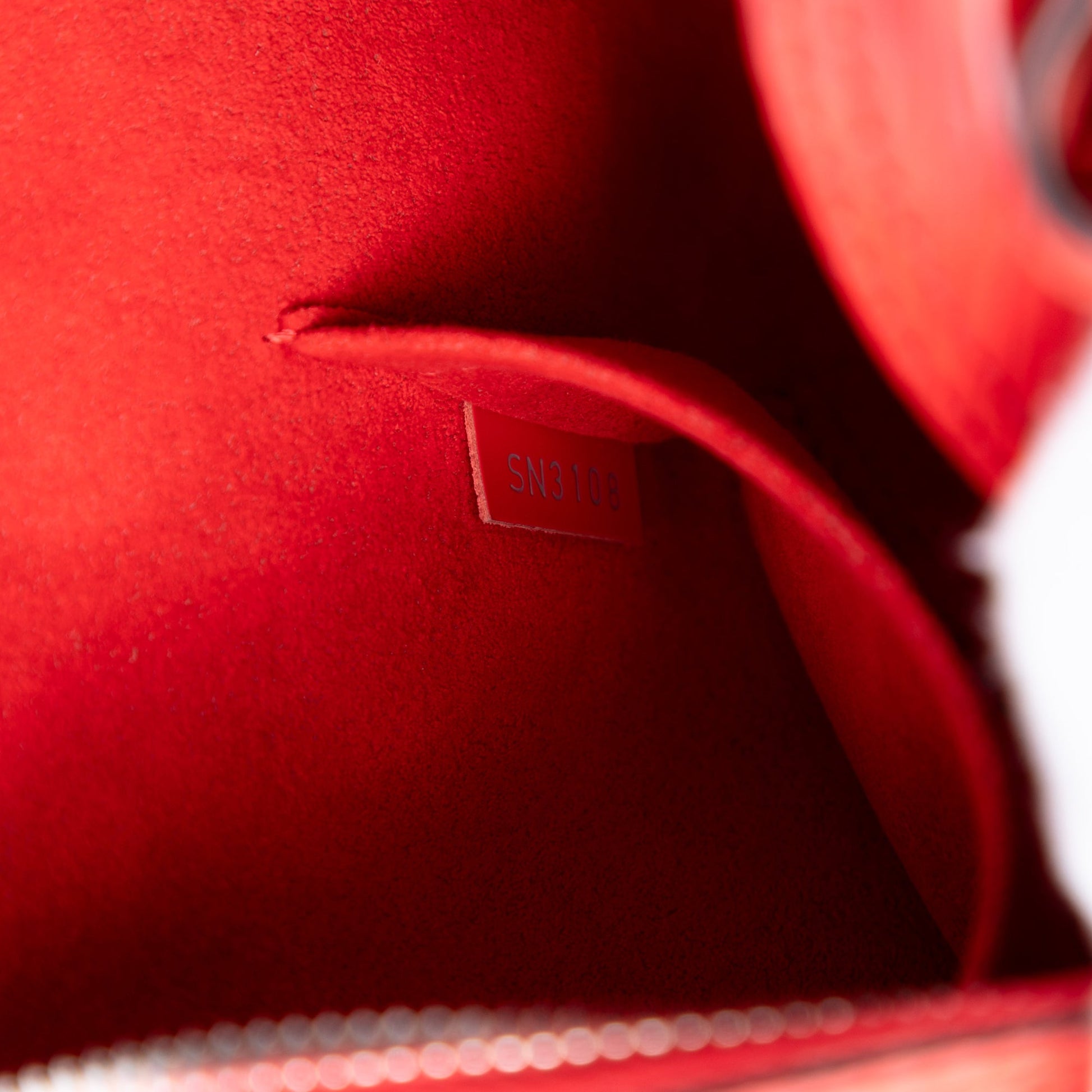 Louis Vuitton Epi Alma BB