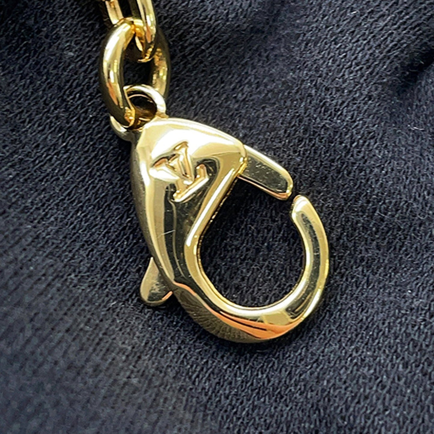 Louis Vuitton Monogram Micro Metis