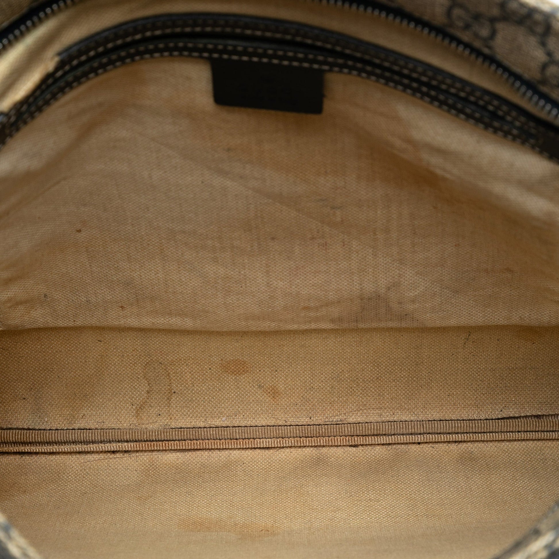 Gucci GG Supreme Crossbody