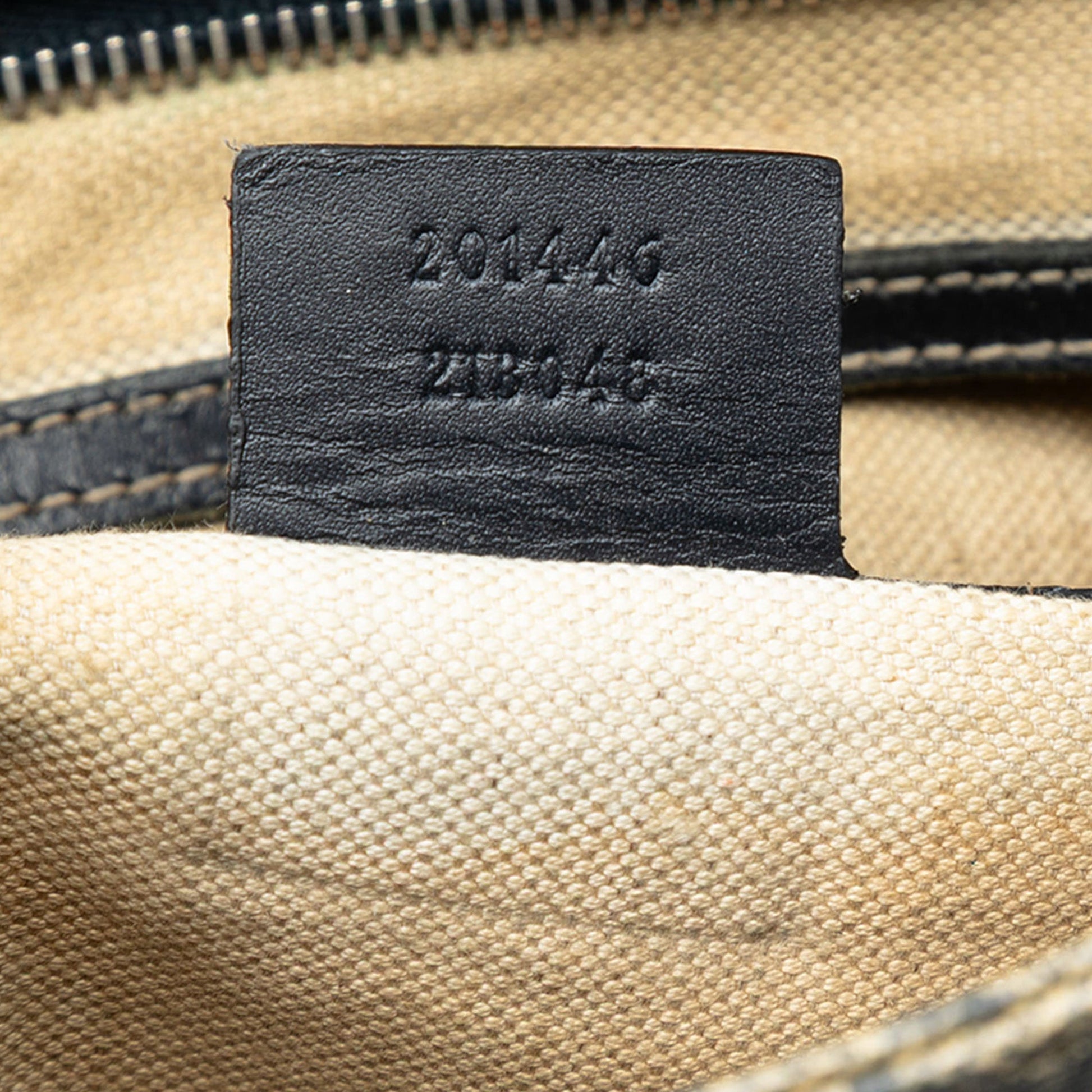 Gucci GG Supreme Crossbody