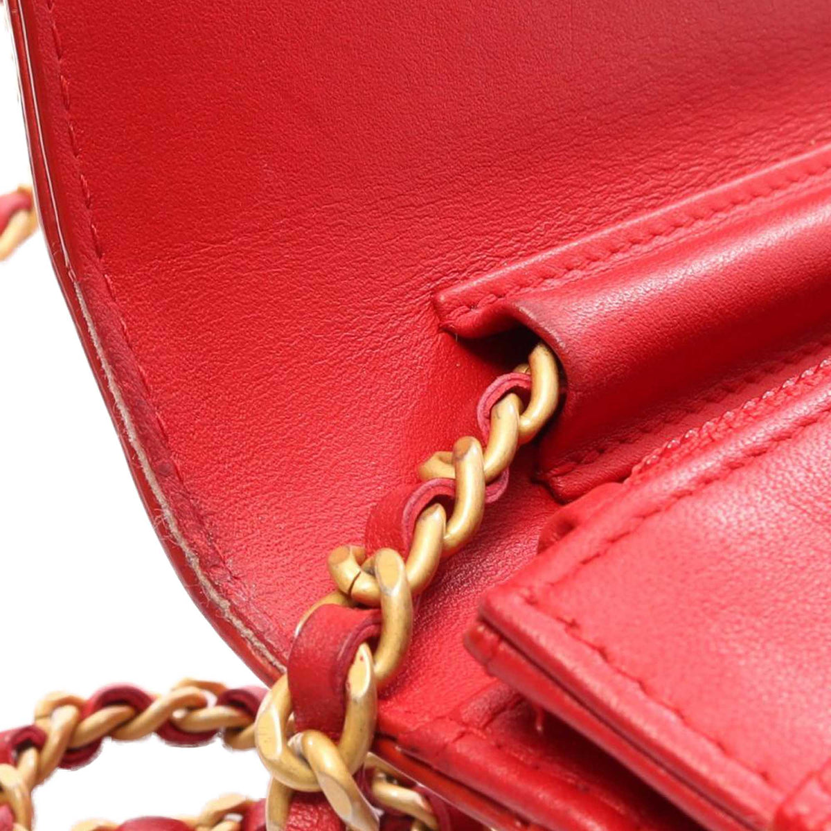 Chanel Caviar CC Filigree Wallet On Chain