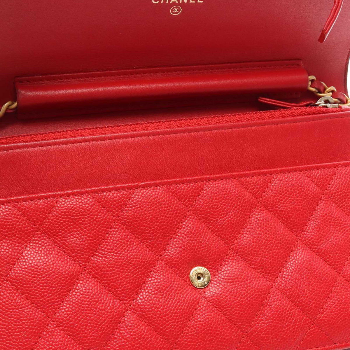Chanel Caviar CC Filigree Wallet On Chain