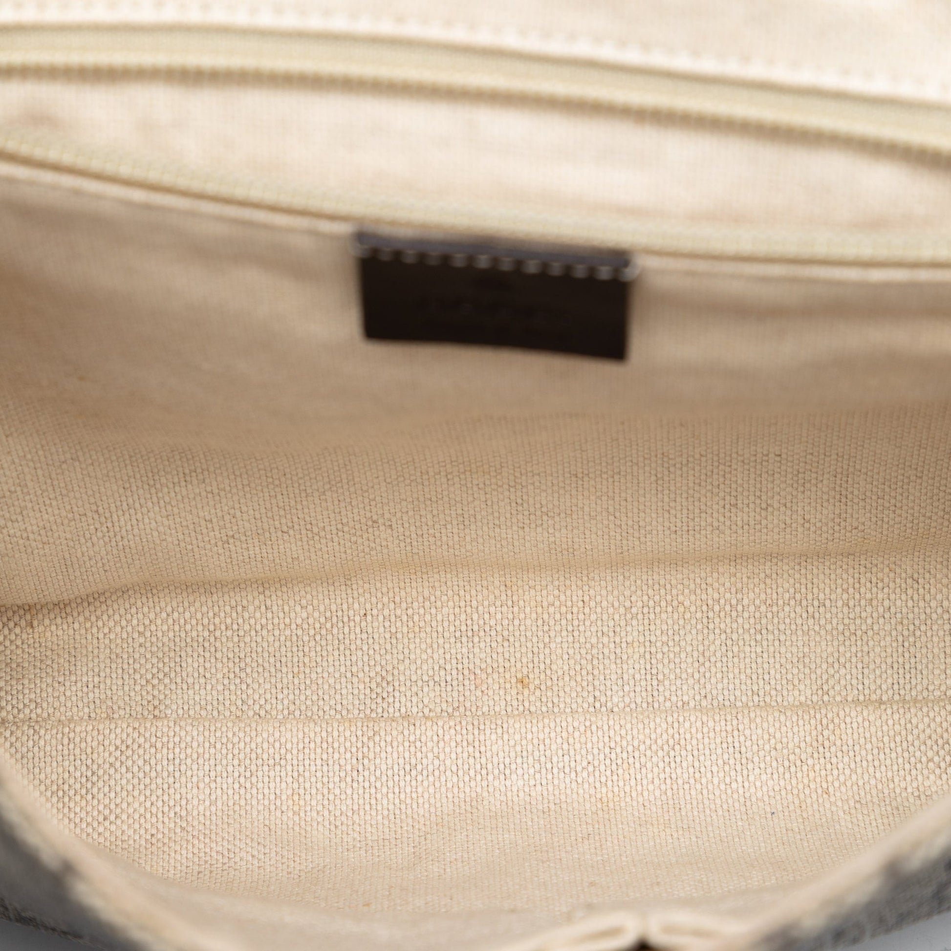 Gucci GG Supreme Messenger Bag