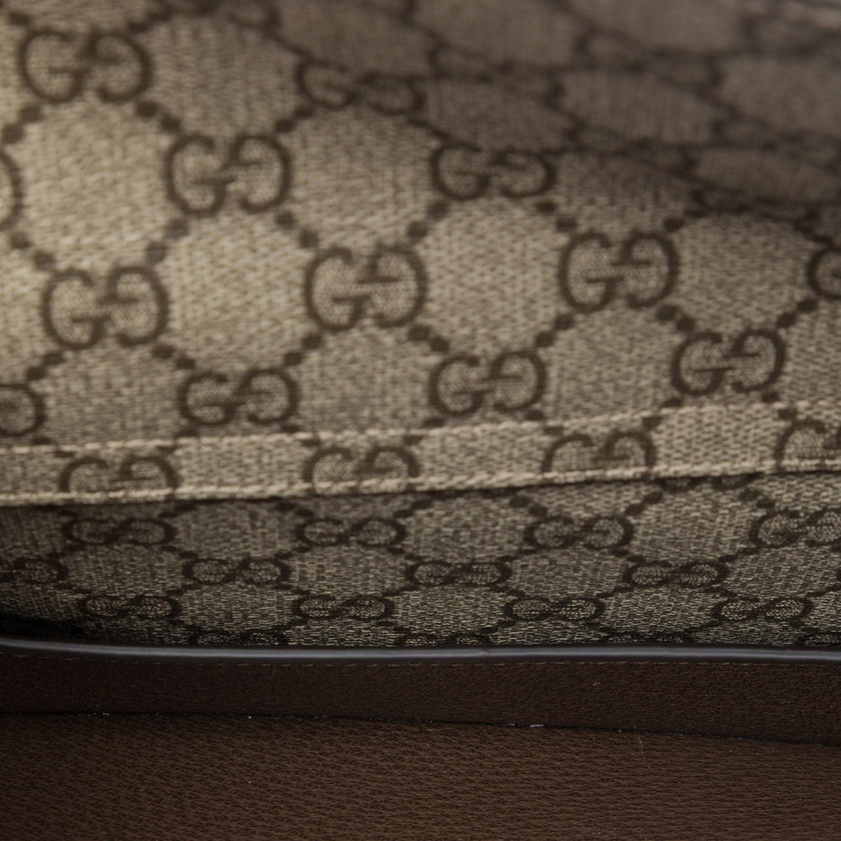 Gucci GG Supreme Blondie Belt Bag — Beige