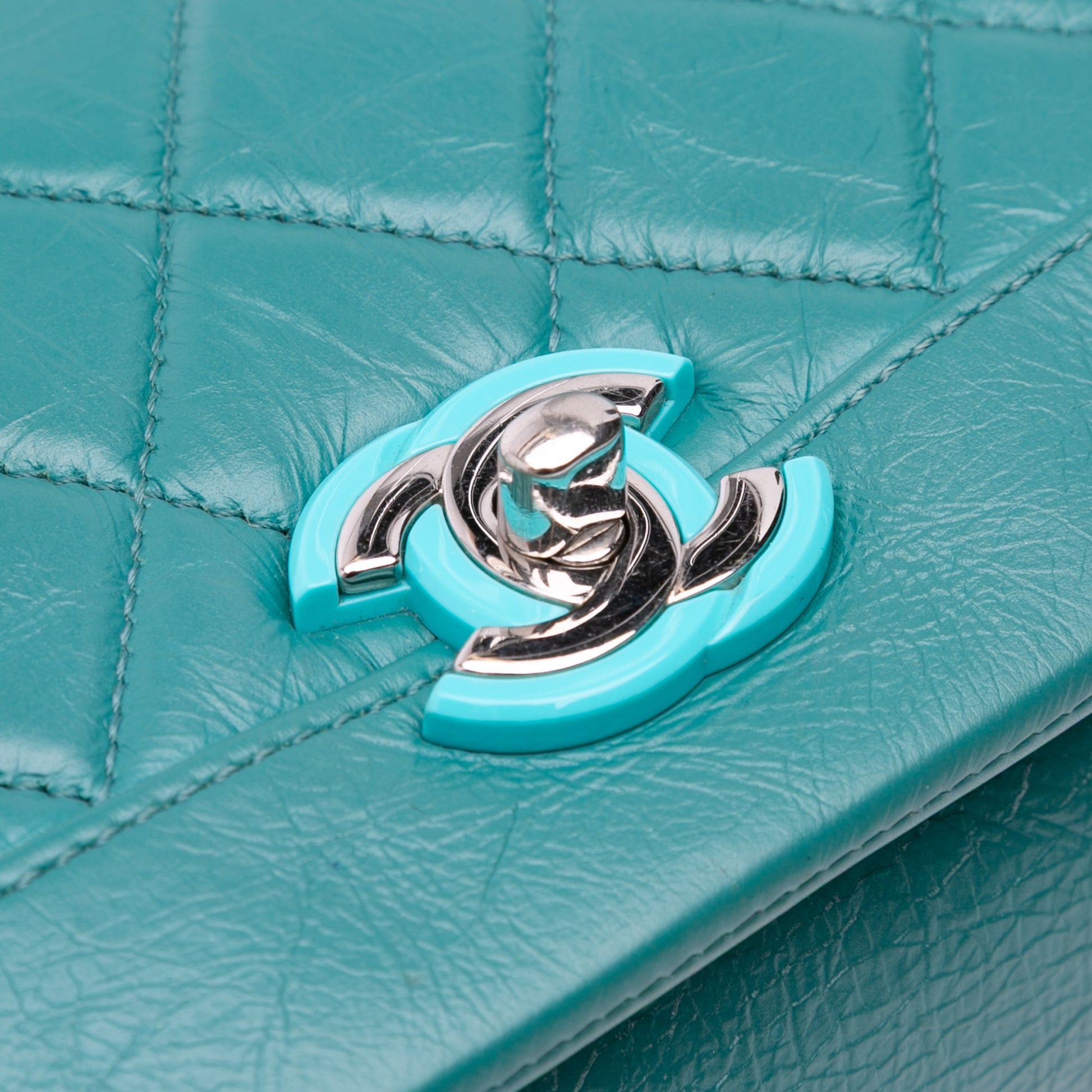 Chanel Medium Crumpled Calfskin Bi Vintage Full Flap