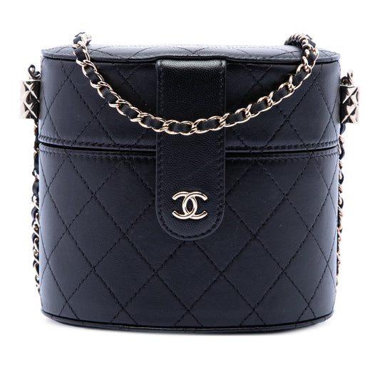 Chanel CC Quilted Lambskin Round Vanity Clutch With Chain