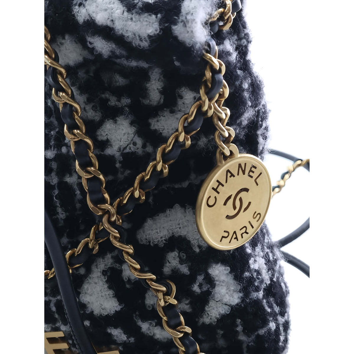 Chanel Mini Cashmere Camellia 22 Handbag — Black