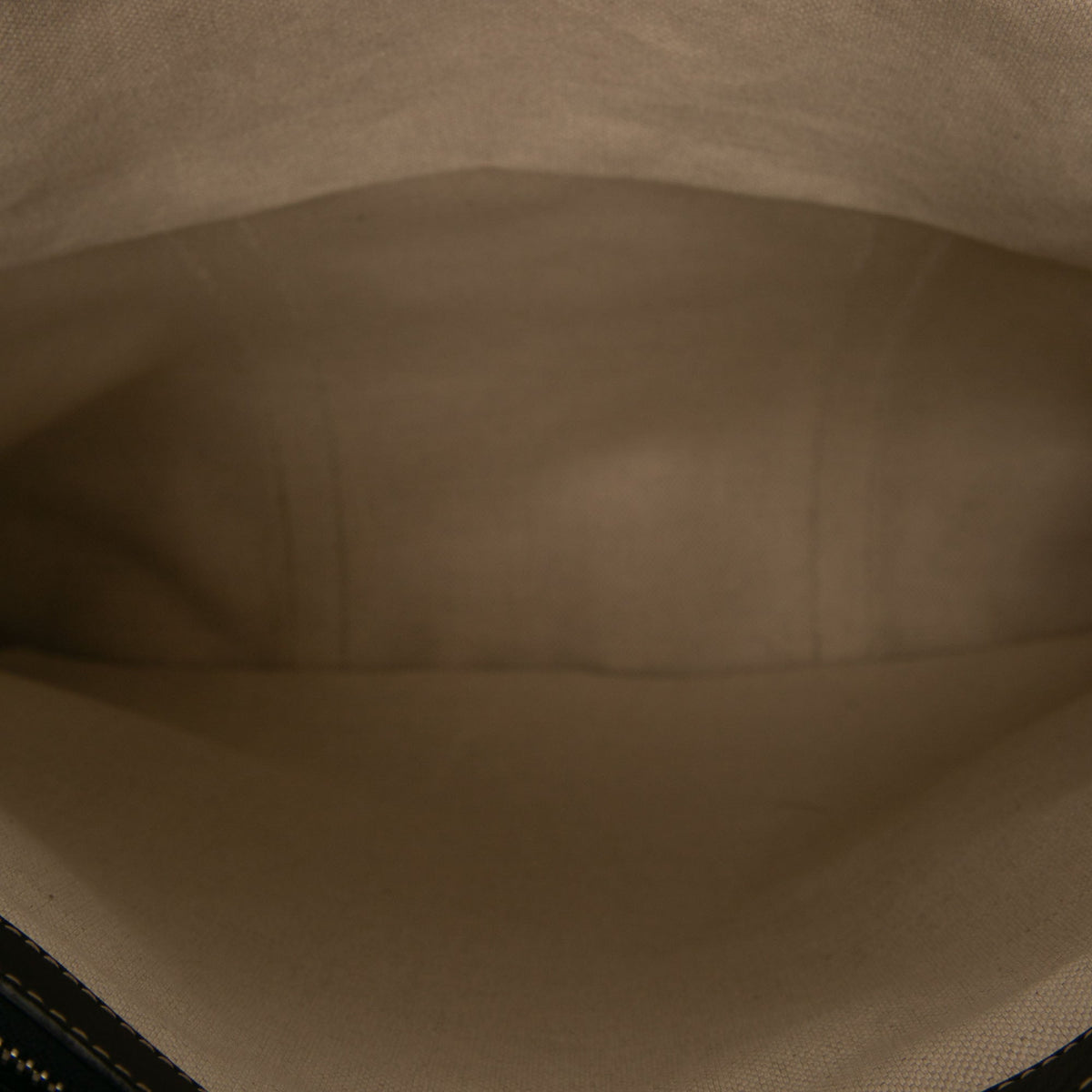 Gucci GG Supreme Joy Vertical Tote — Beige