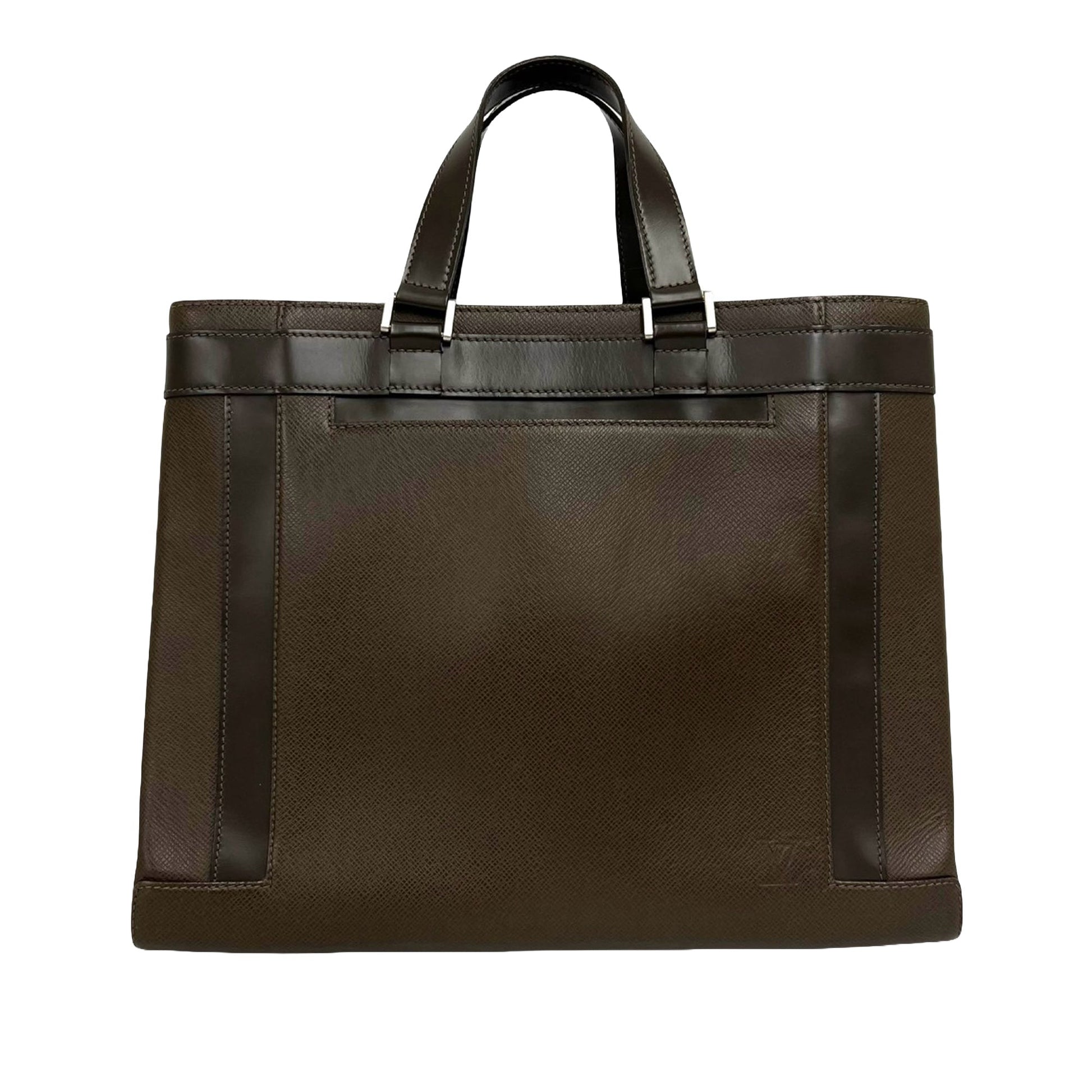Louis Vuitton Taiga Kasbek PM
