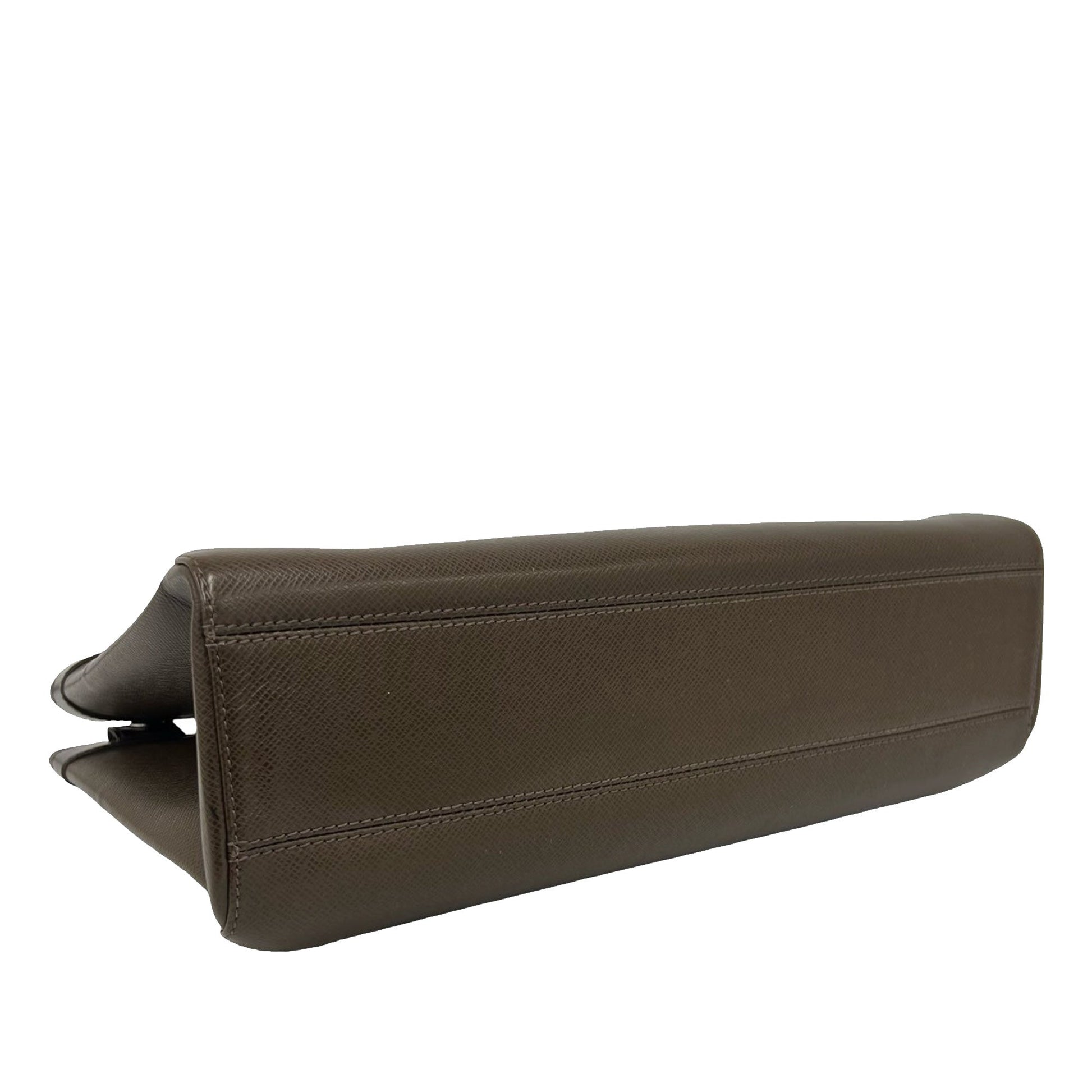 Louis Vuitton Taiga Kasbek PM
