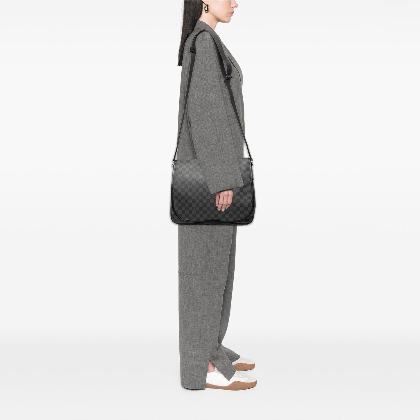 Louis Vuitton Damier Graphite Daniel MM