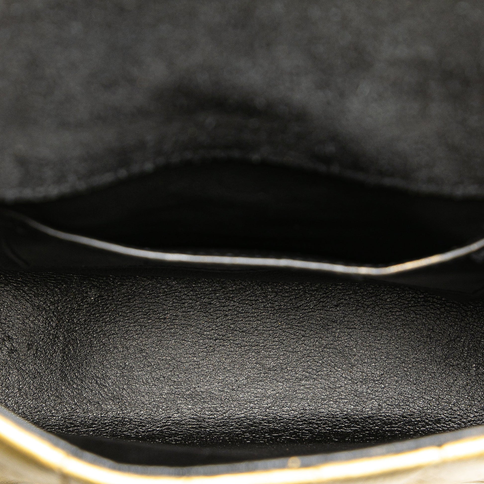 Saint Laurent Small Metallic Grain De Poudre Monogram Vicky Chain Bag