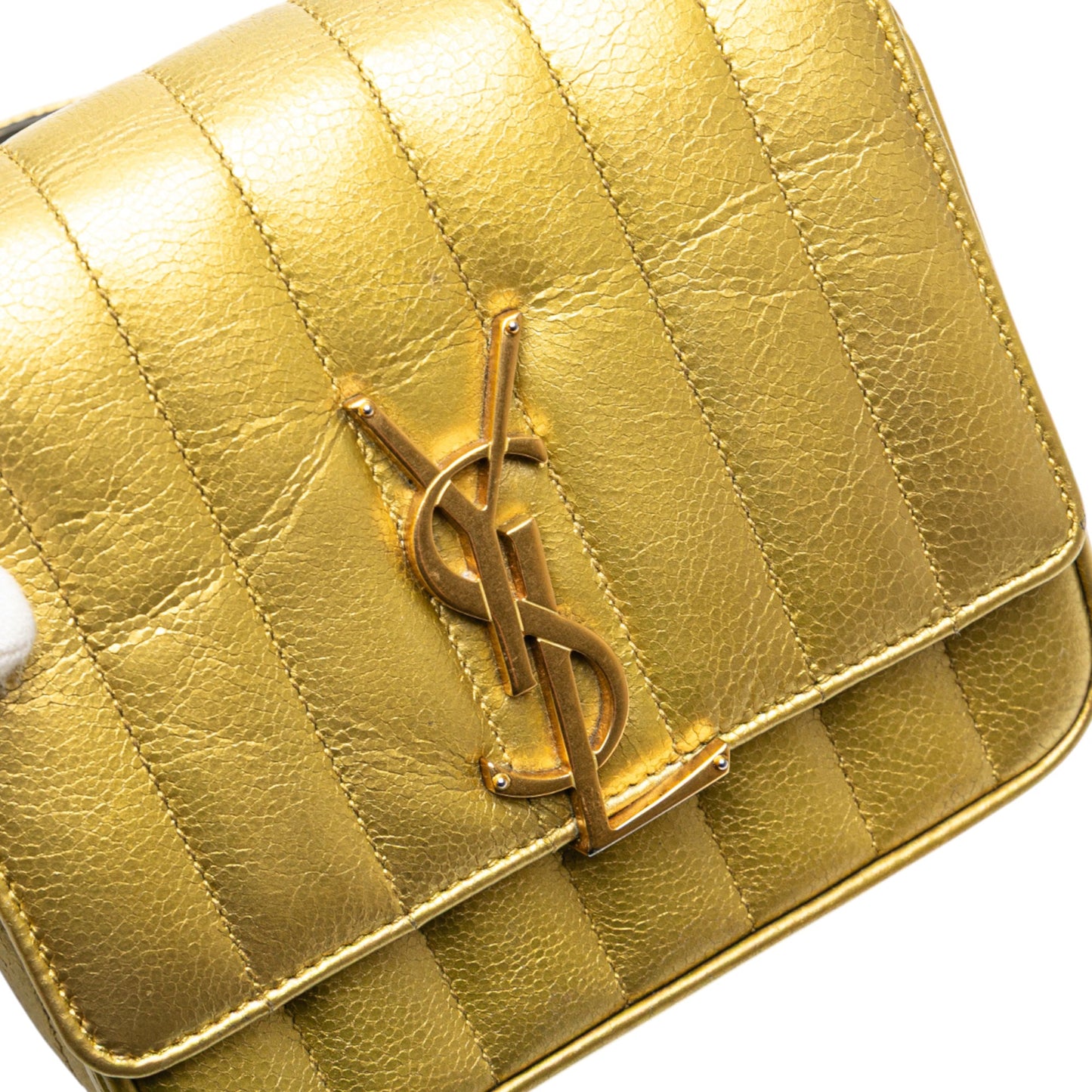 Saint Laurent Small Metallic Grain De Poudre Monogram Vicky Chain Bag