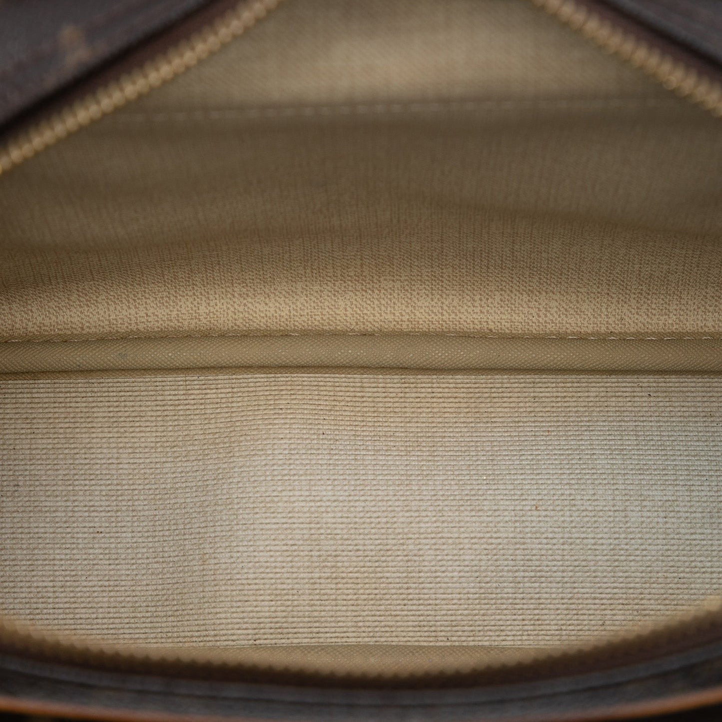 Louis Vuitton Monogram Reporter PM