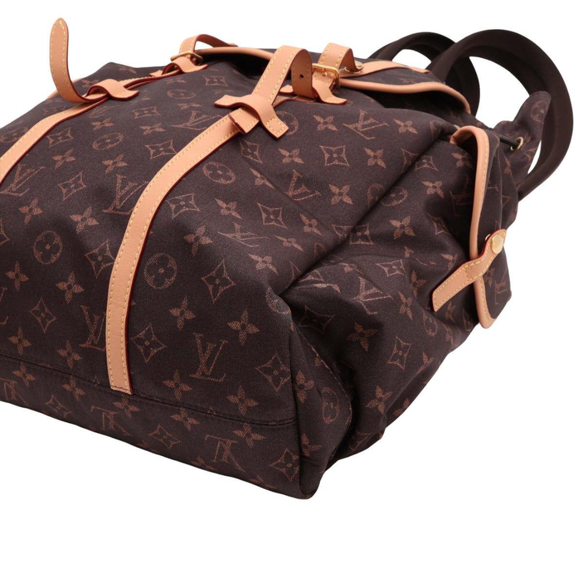 Louis Vuitton Monogram Silk Tech Christopher East West MM — Brown