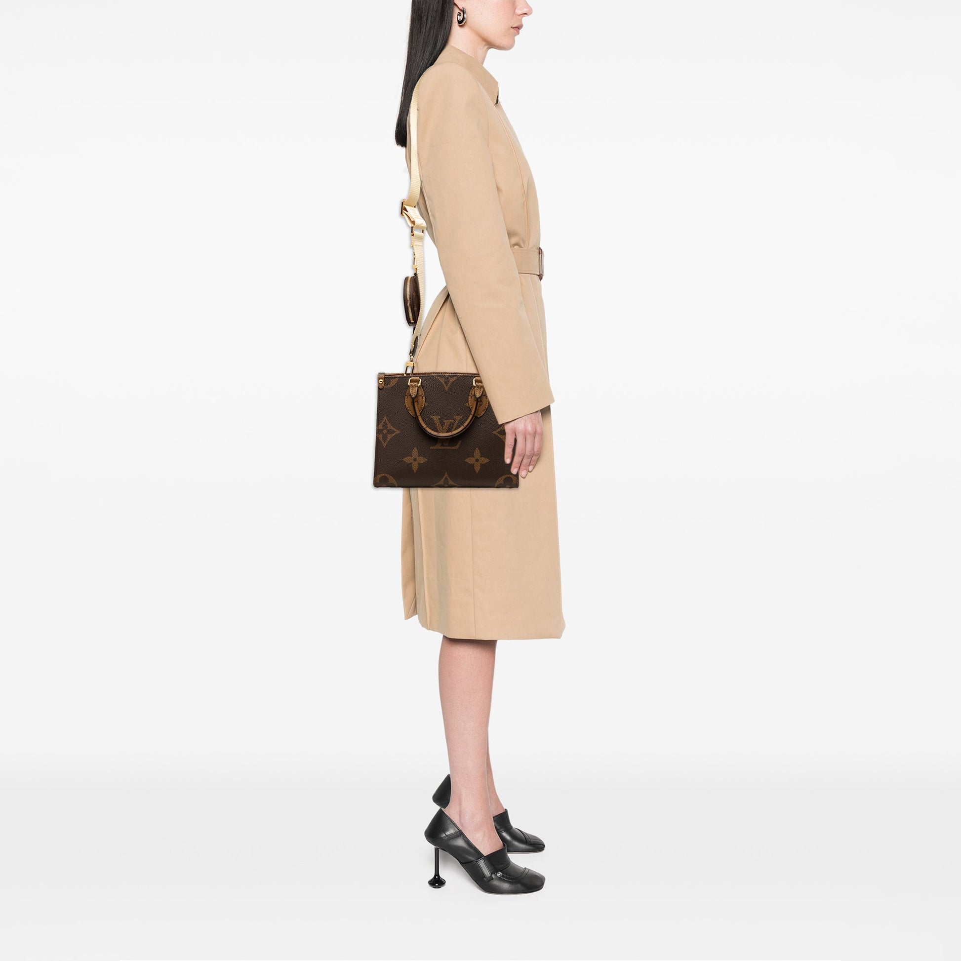 Louis Vuitton Monogram Reverse Giant OnTheGo PM