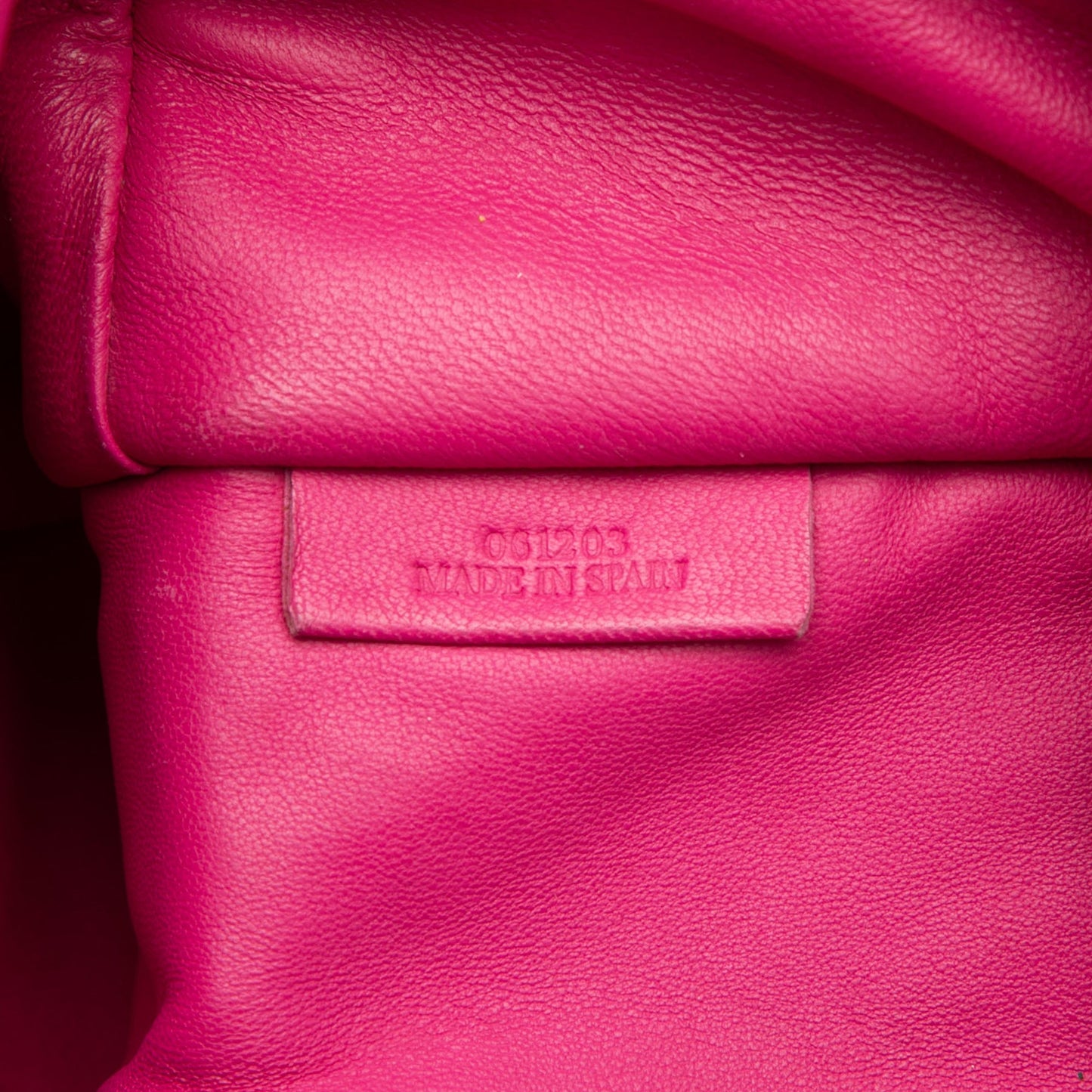 LOEWE Tricolor Goatskin Amazona 36