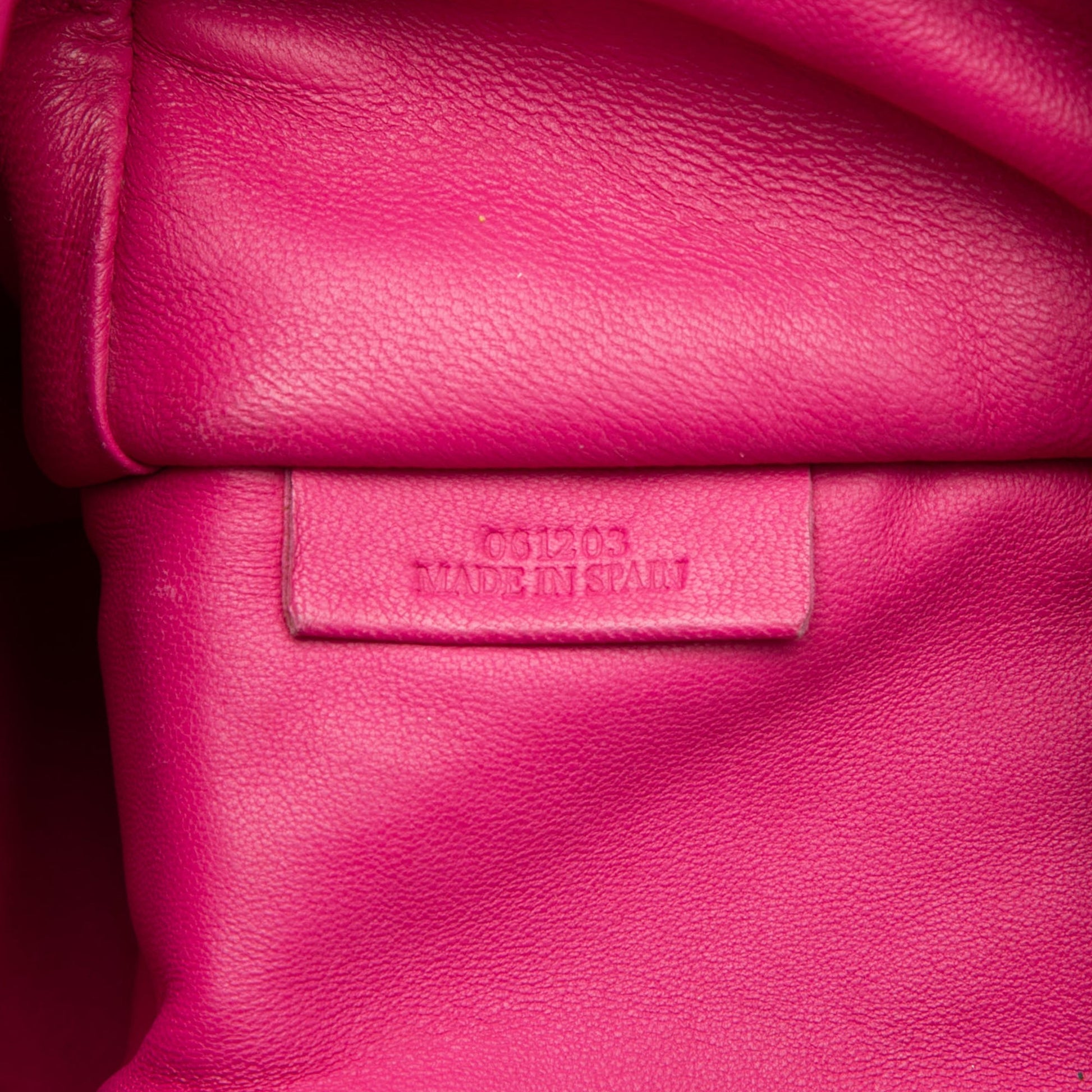 LOEWE Tricolor Goatskin Amazona 36