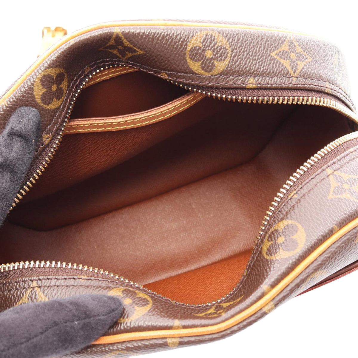 Louis Vuitton Monogram Blois