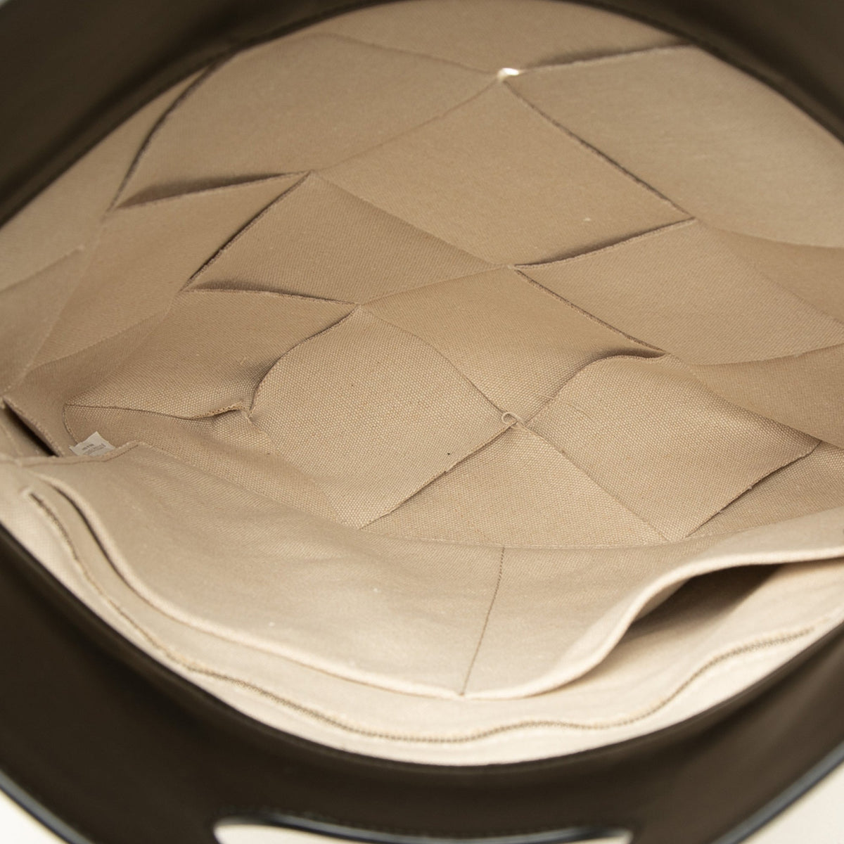 Bottega Veneta Medium Canvas Maxi Intrecciato Slip Tote — Beige
