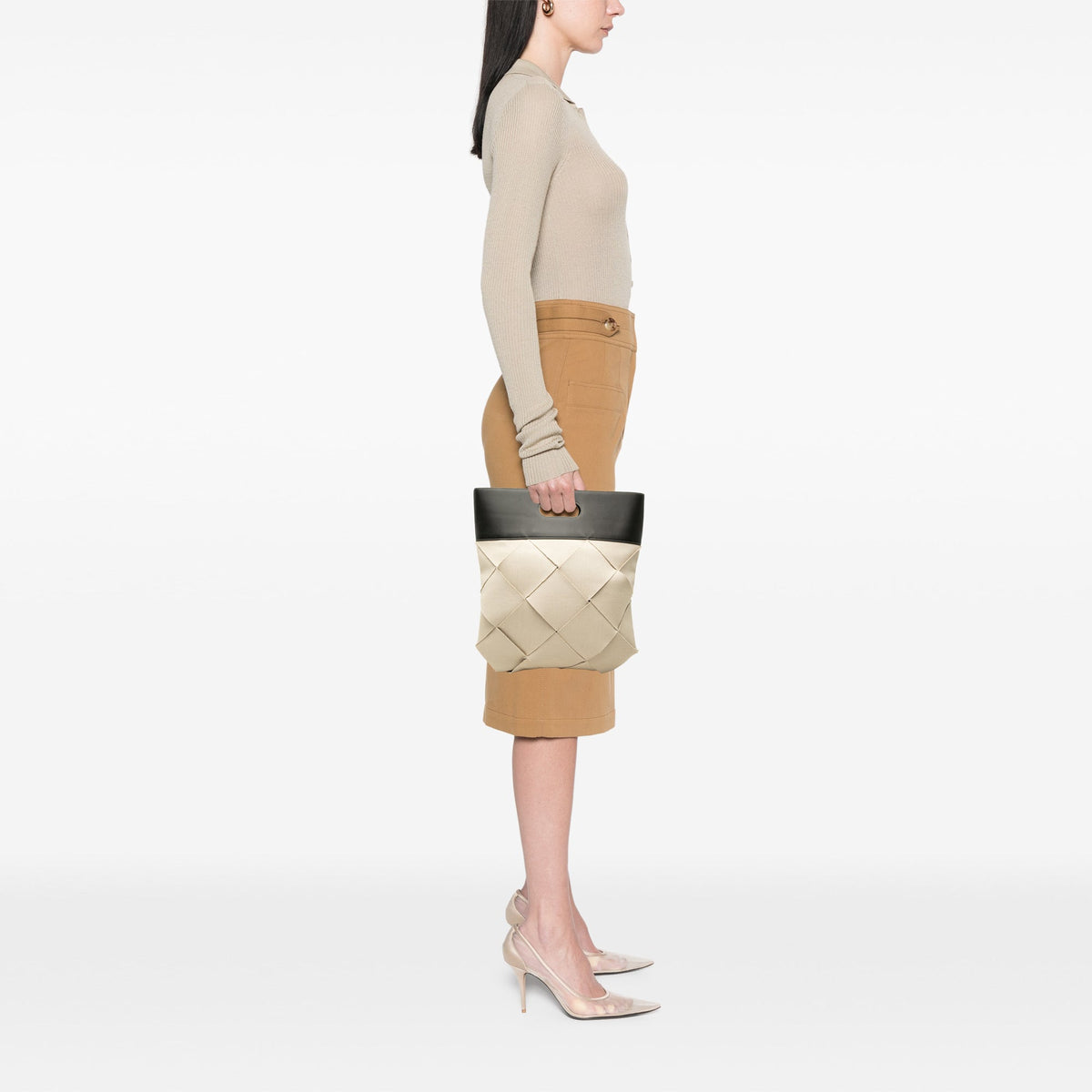 Bottega Veneta Medium Canvas Maxi Intrecciato Slip Tote — Beige