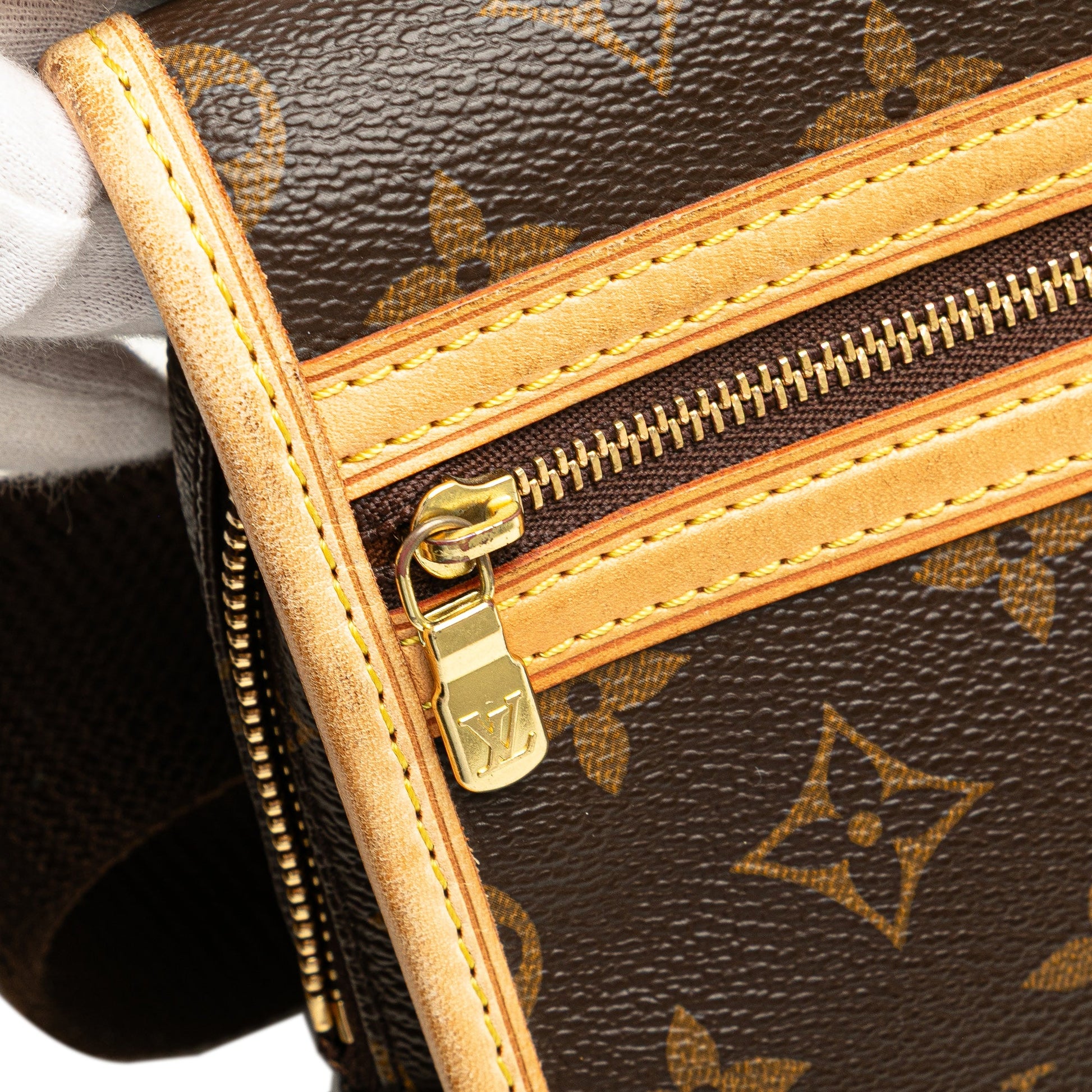 Louis Vuitton Monogram Bosphore Belt Bag