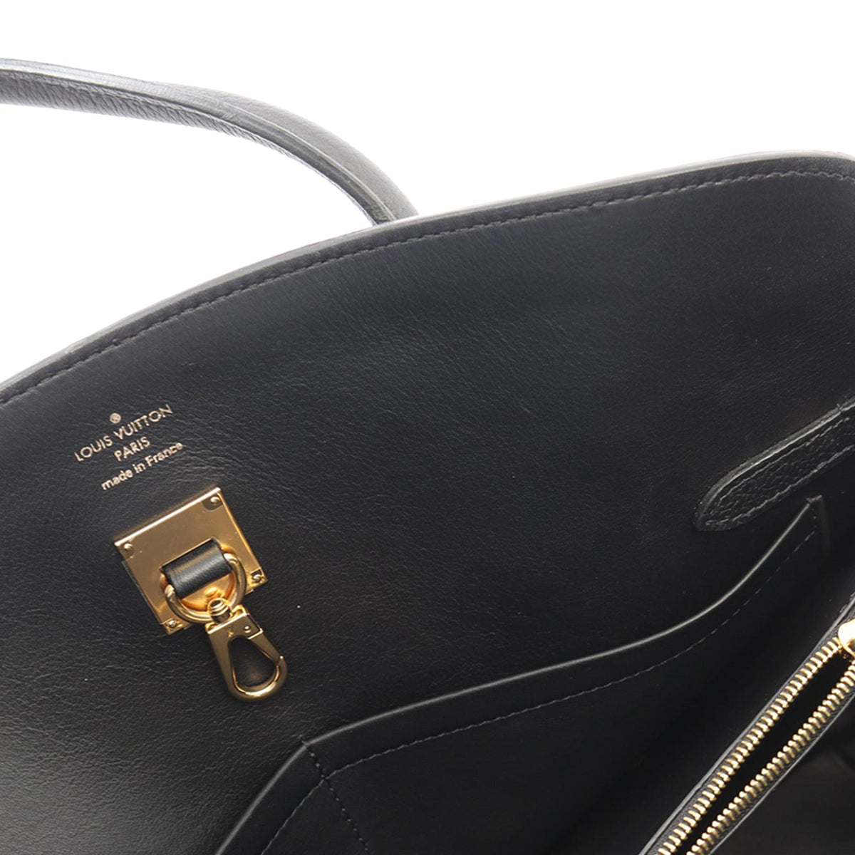 Louis Vuitton Taurillon Milla MM