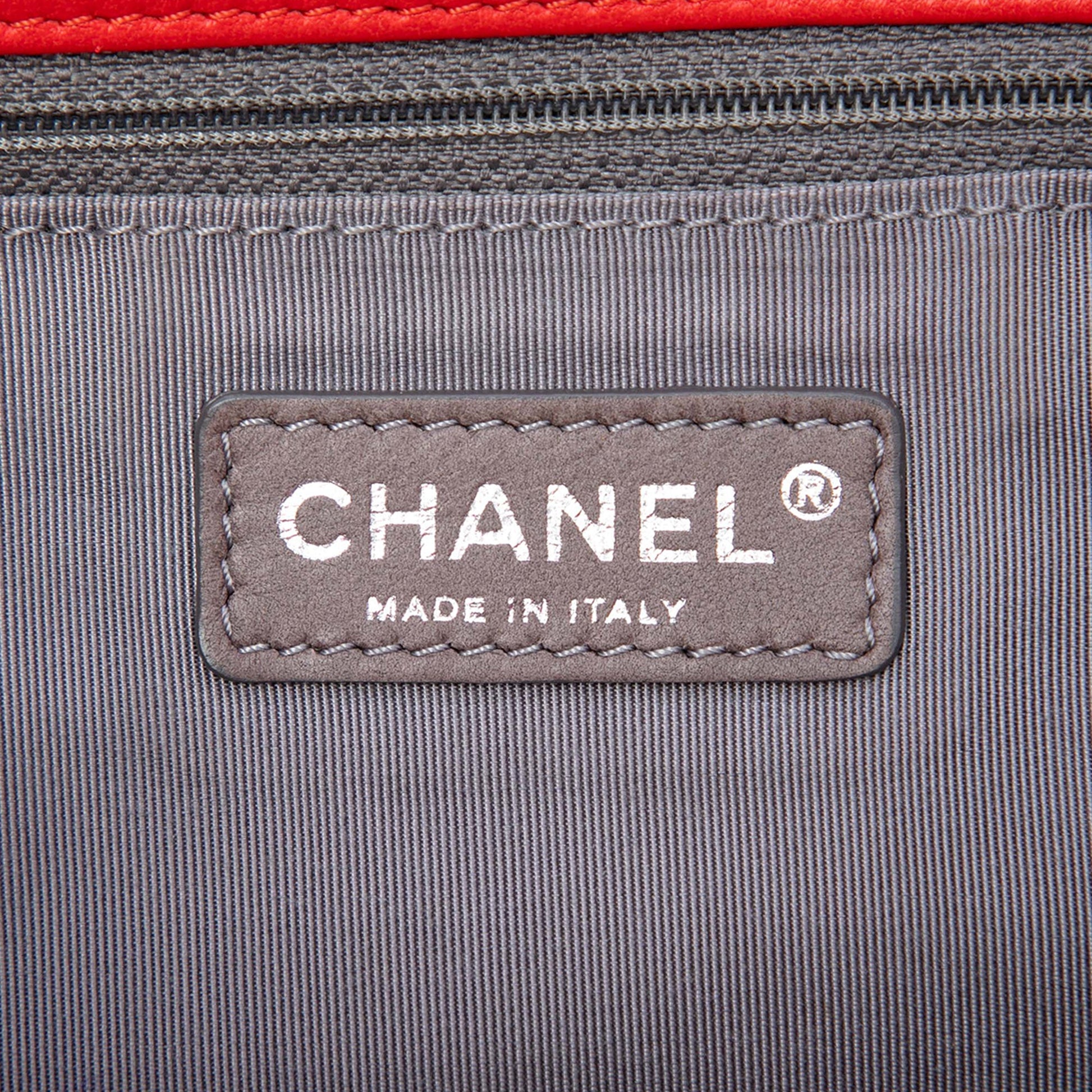 Chanel Medium Bicolor Lambskin and Calfskin CC Chain Flap