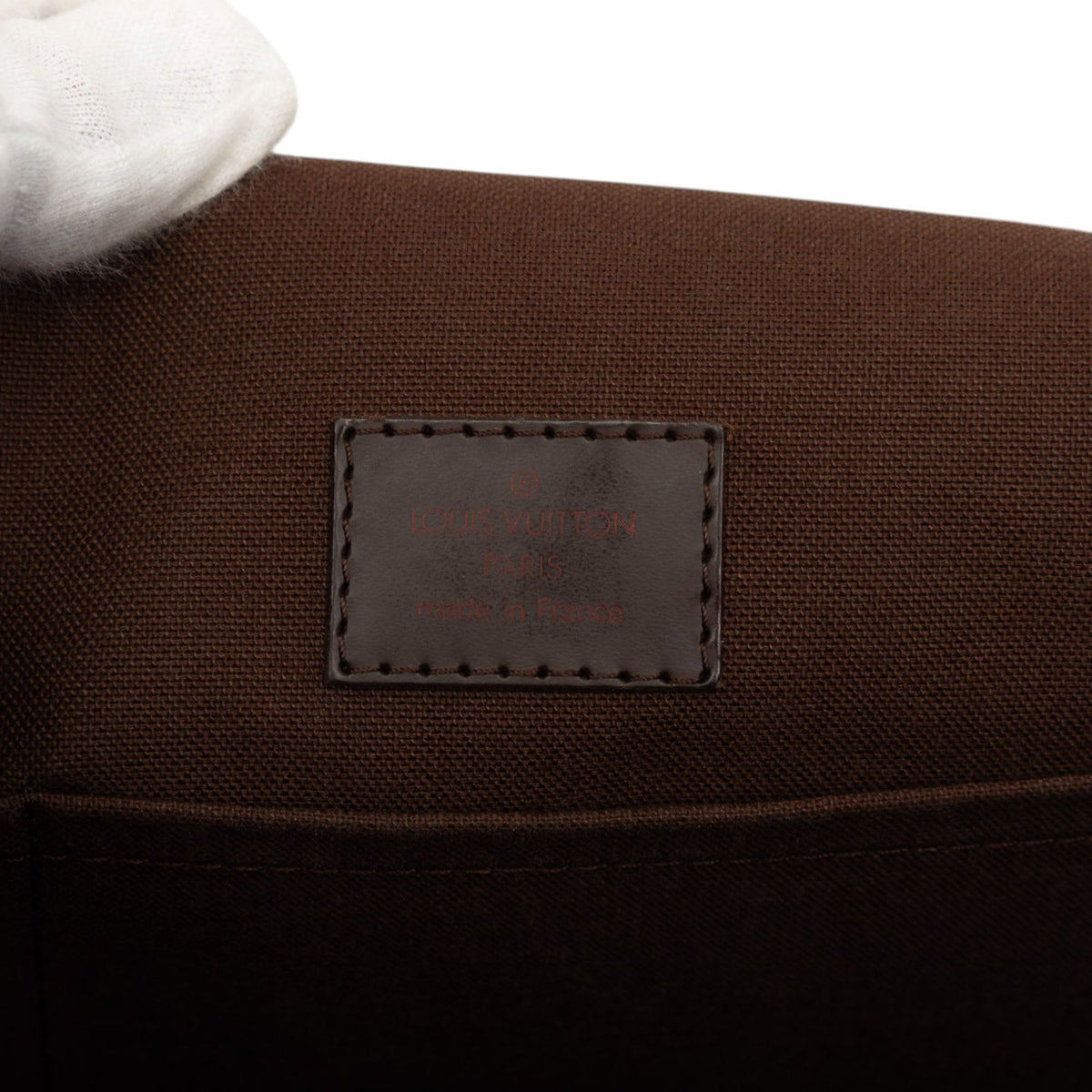 Louis Vuitton Damier Ebene Melville Reporter — Brown