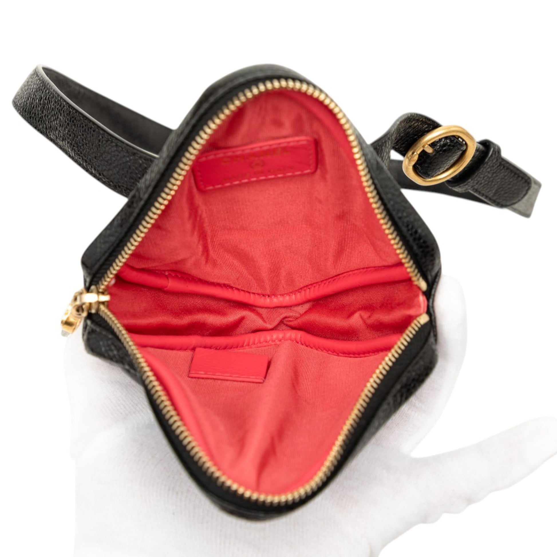 Chanel CC Quilted Caviar Diamond Coin Purse Belt Bag
