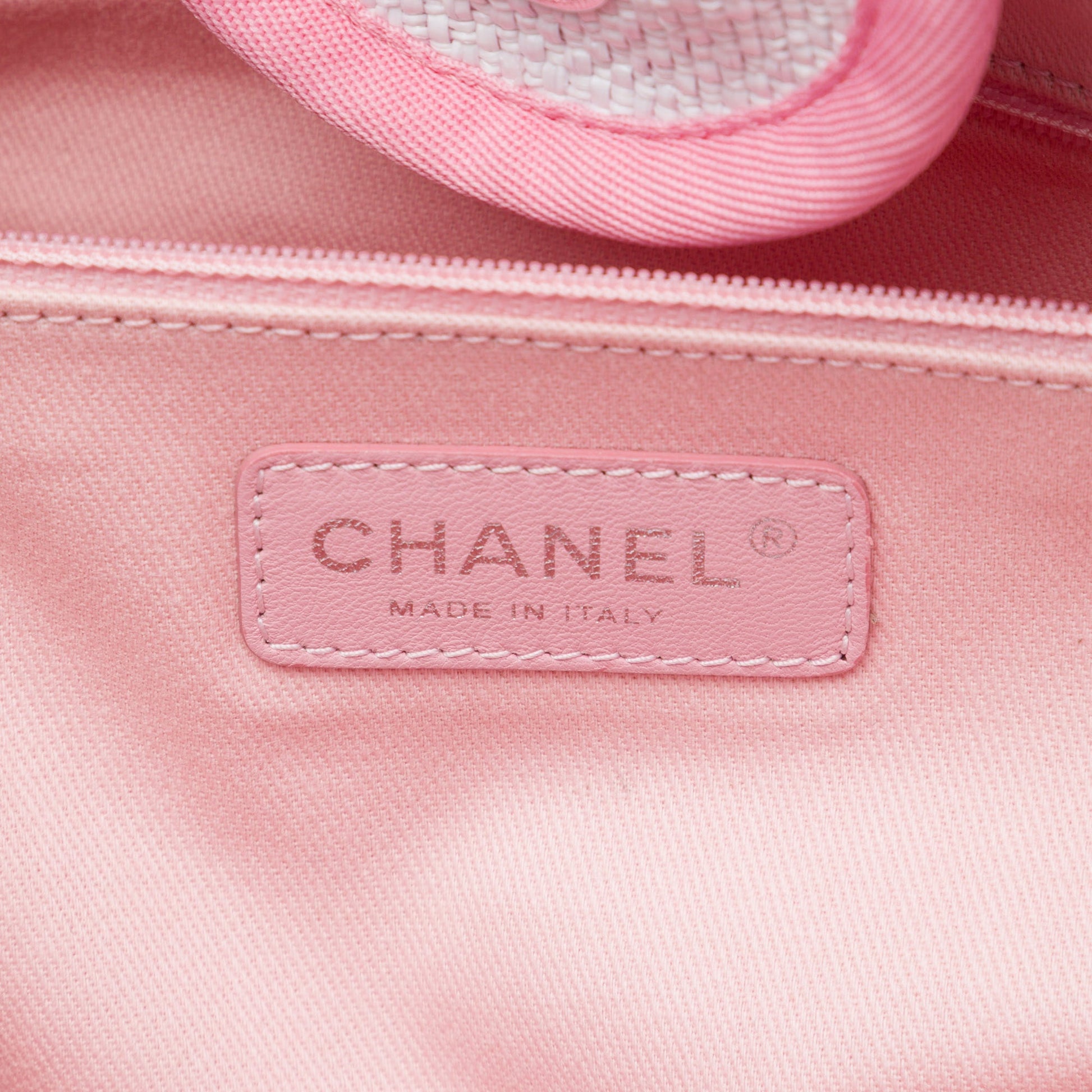 Chanel Medium Raffia Deauville Tote