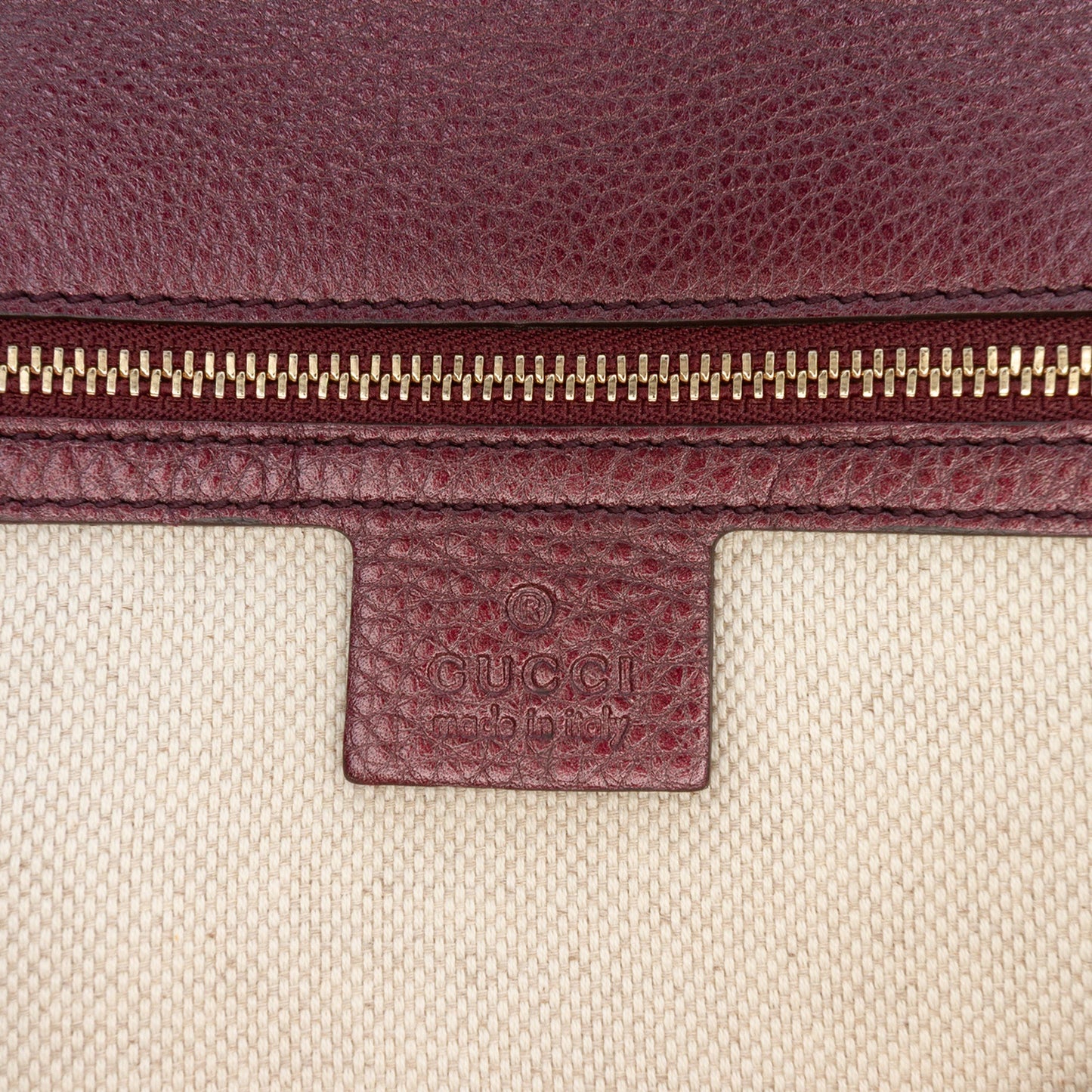 Gucci Metallic Leather Soho Disco Clutch