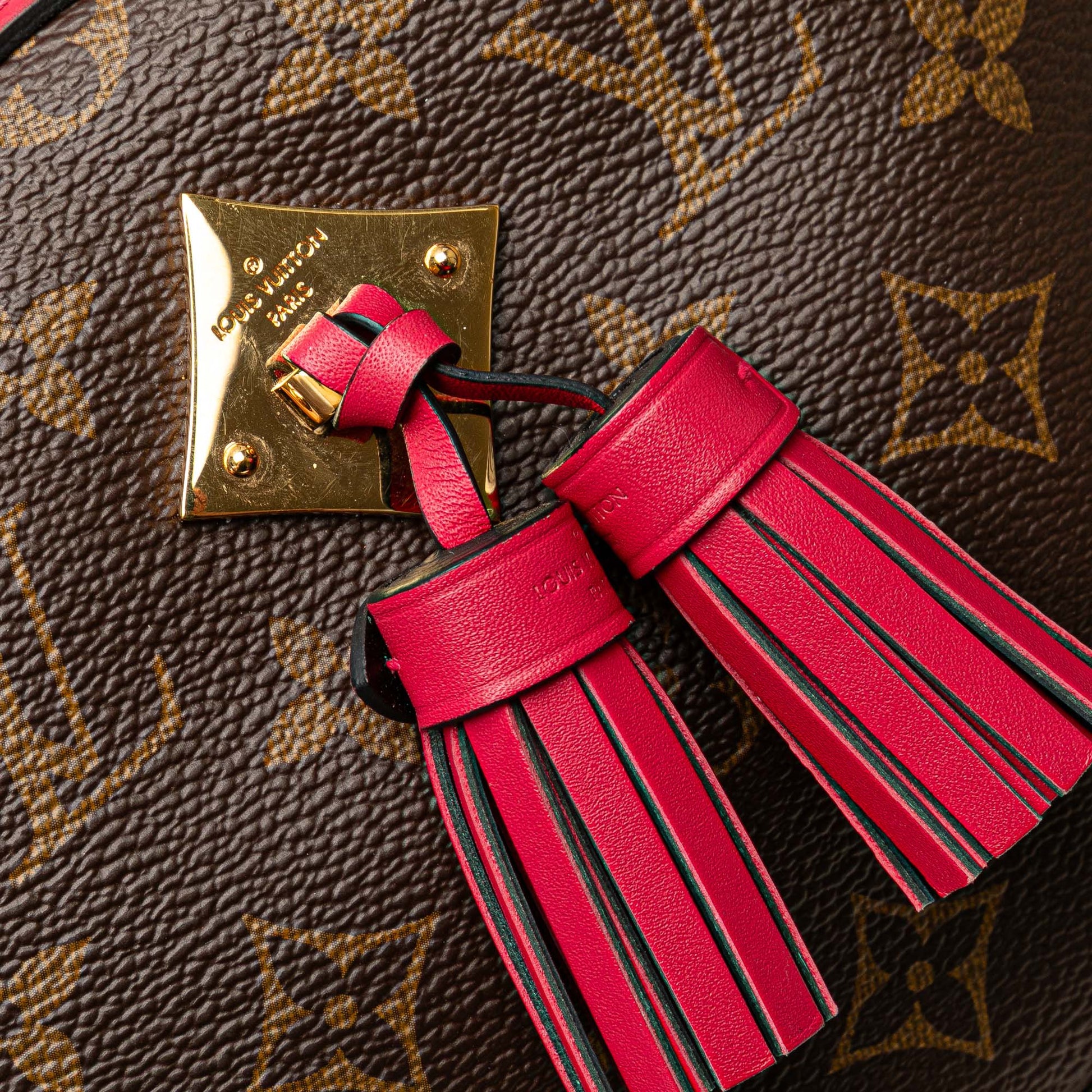 Louis Vuitton Monogram Saintonge