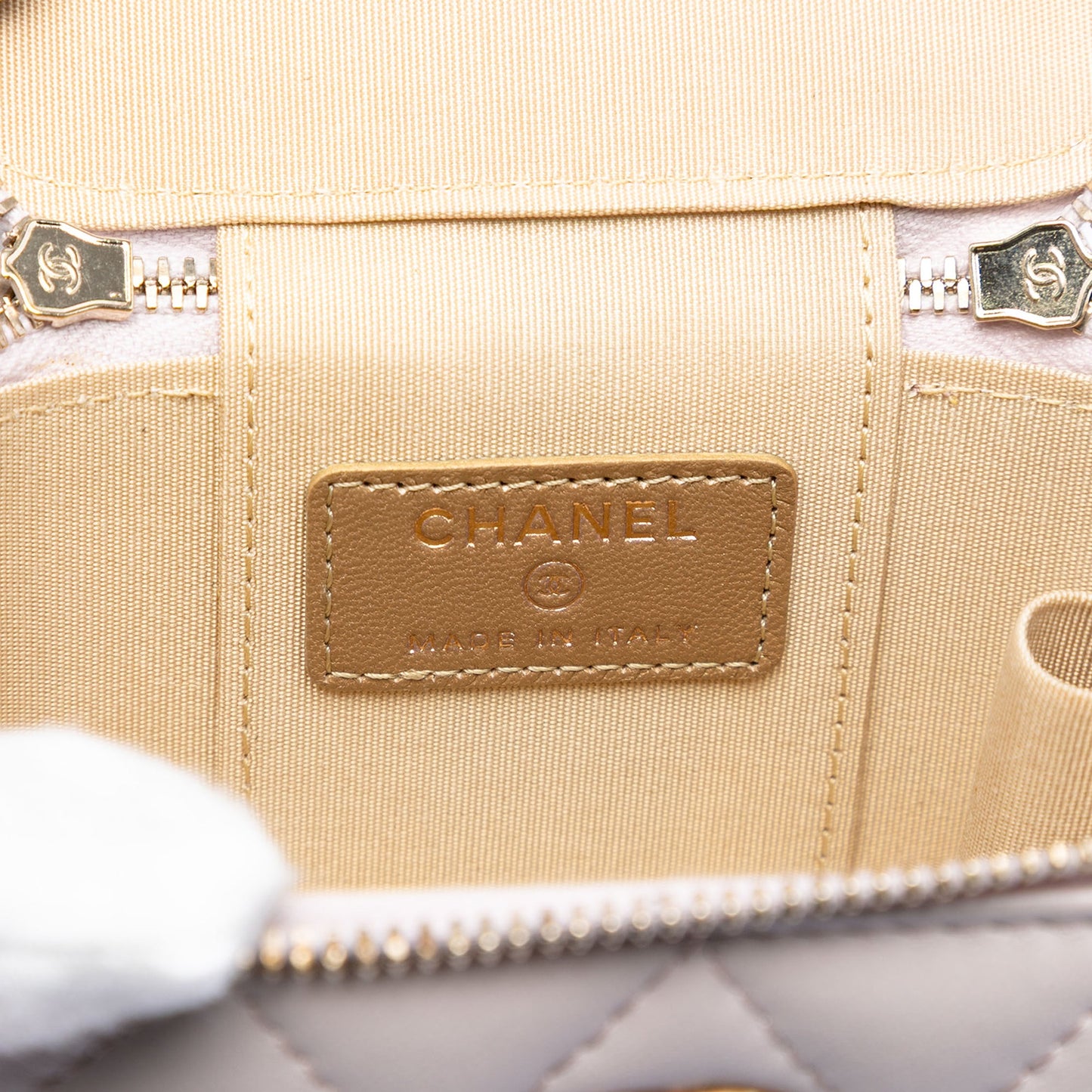 Chanel Mini Quilted Lambskin Pearl Crush Vanity Case With Chain