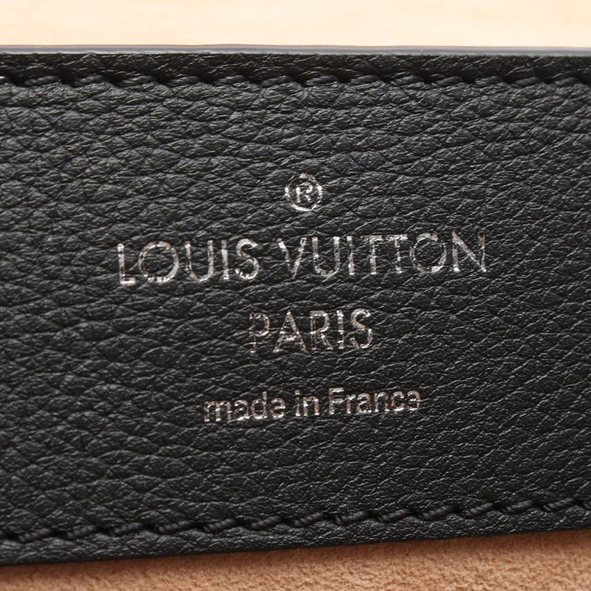 Louis Vuitton Grained Calfskin LockMe Ever BB
