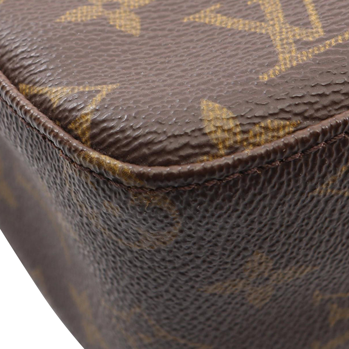 Louis Vuitton Monogram Looping MM