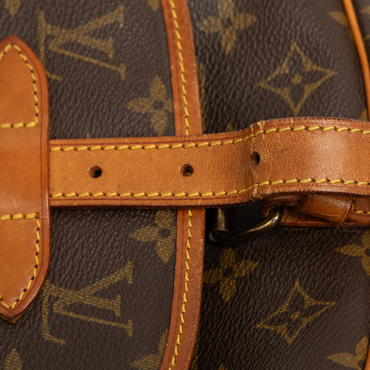 Louis Vuitton Monogram Saumur 25