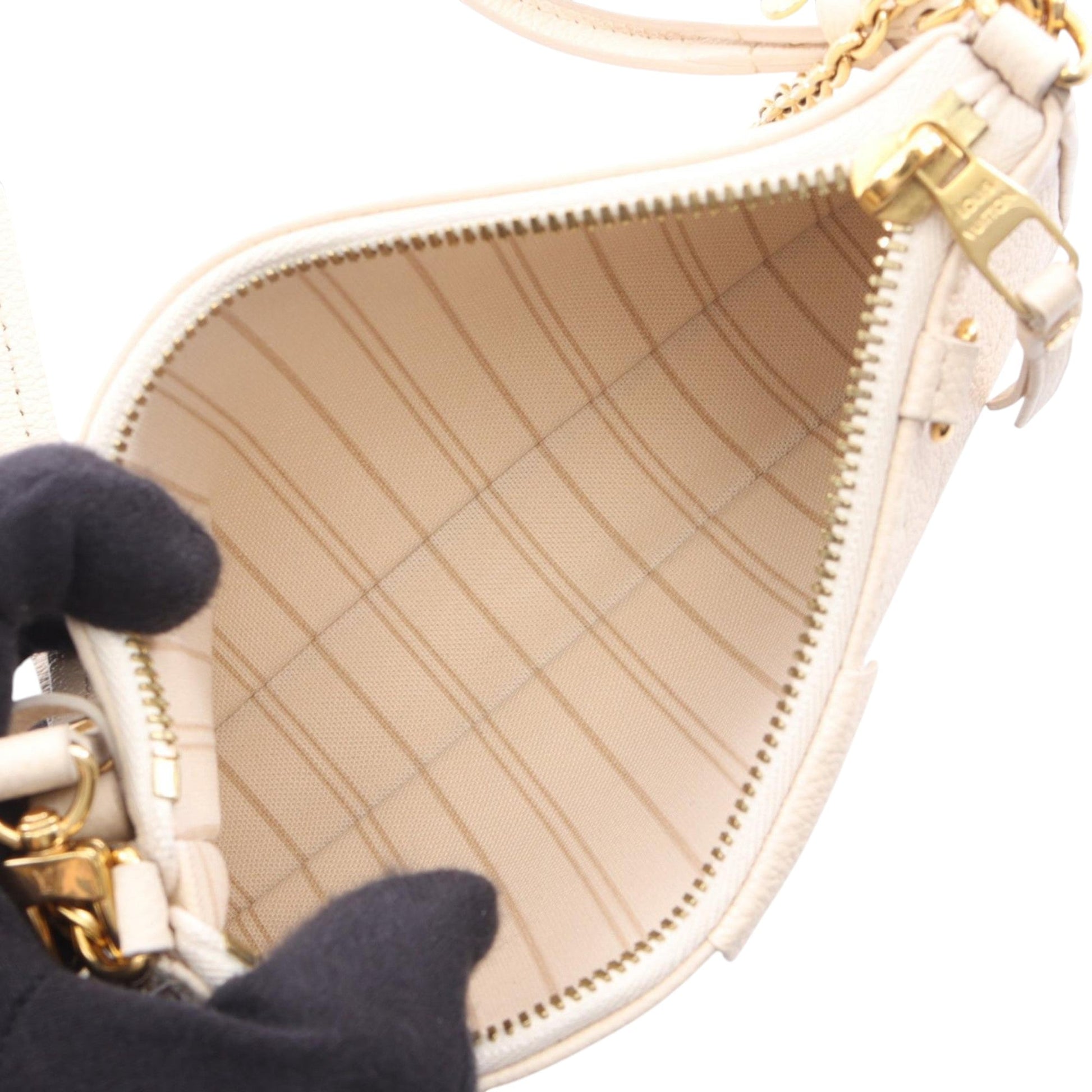 Louis Vuitton Monogram Empreinte Easy Pouch On Strap