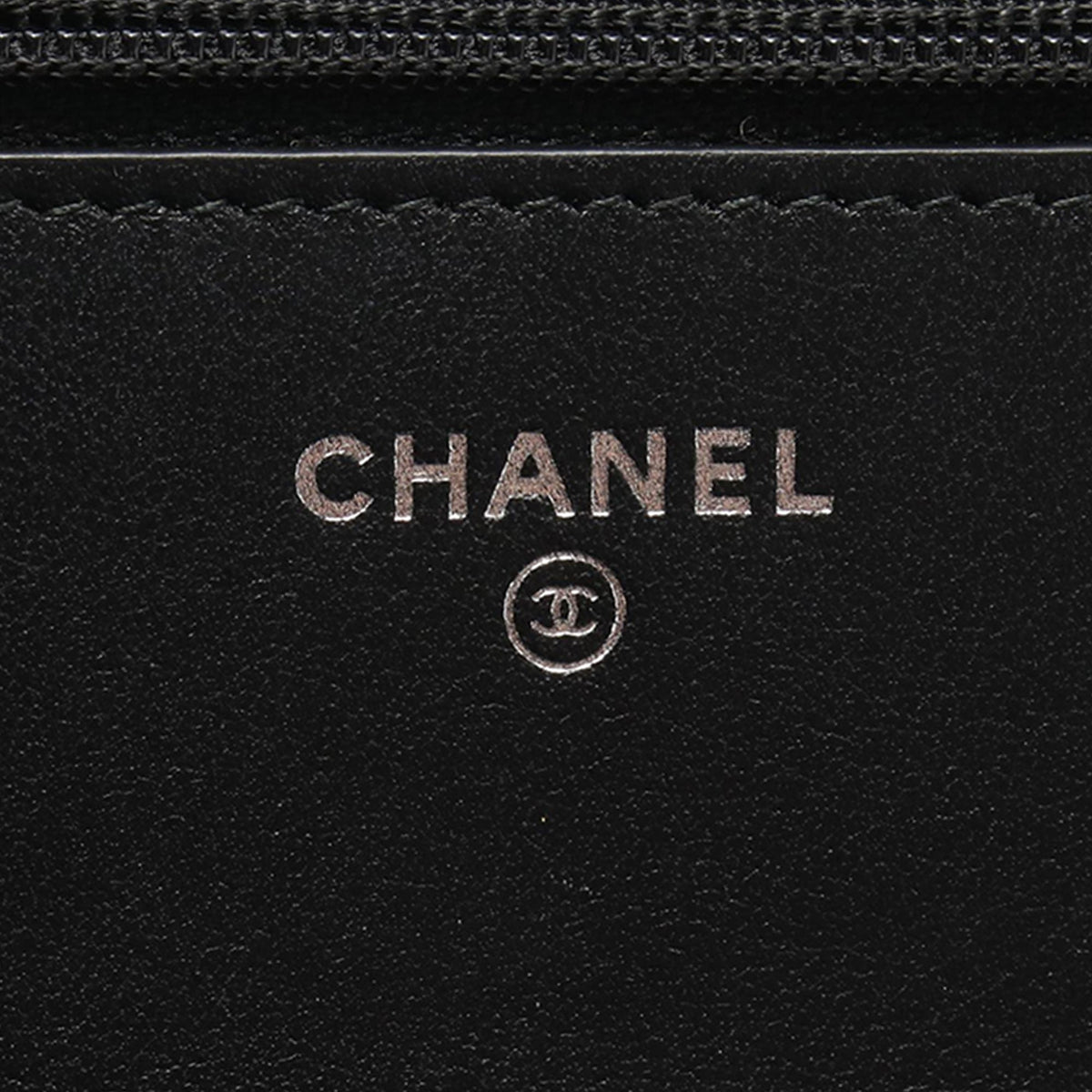 Chanel Bicolor Quilted Aged Calfskin Gabrielle Wallet On Chain — Blue
