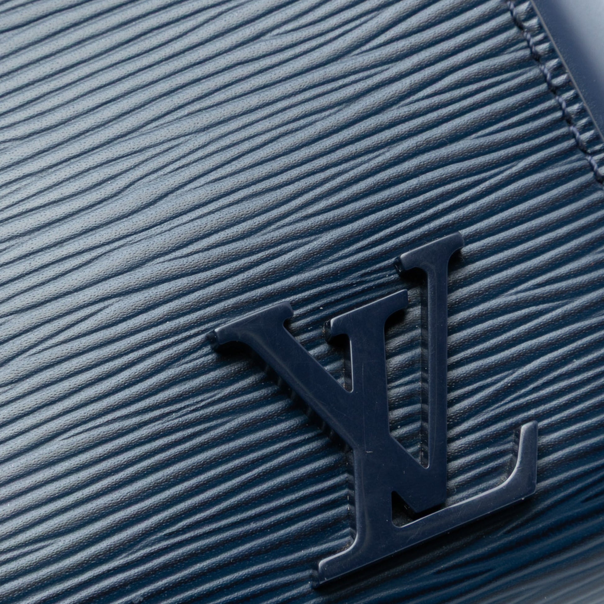 Louis Vuitton Epi Cluny BB